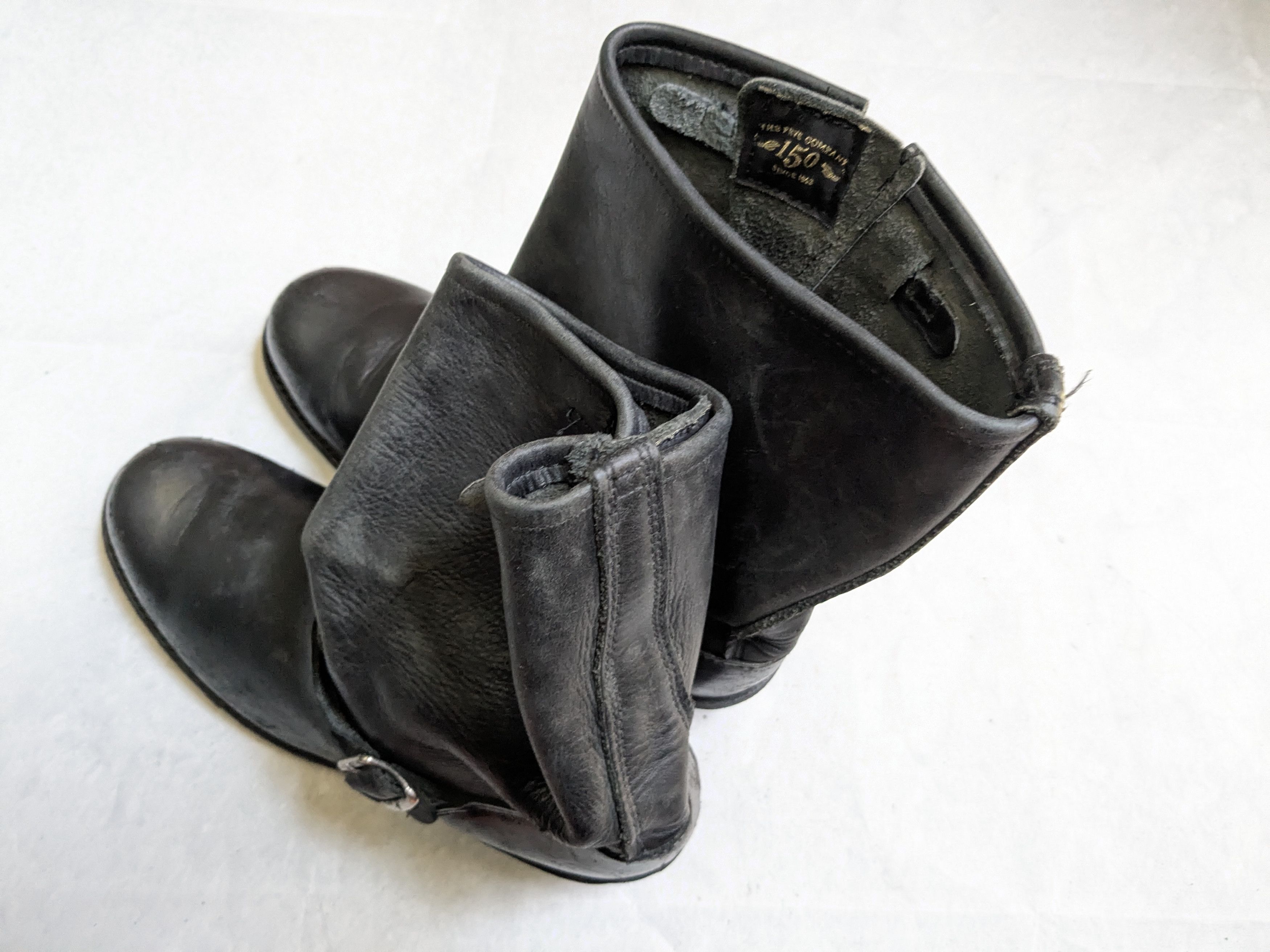 Frye Frye Engineer Black Leather 9.5 M Leather Buckle Size US 9.5 / EU 42-43 - 18 Thumbnail