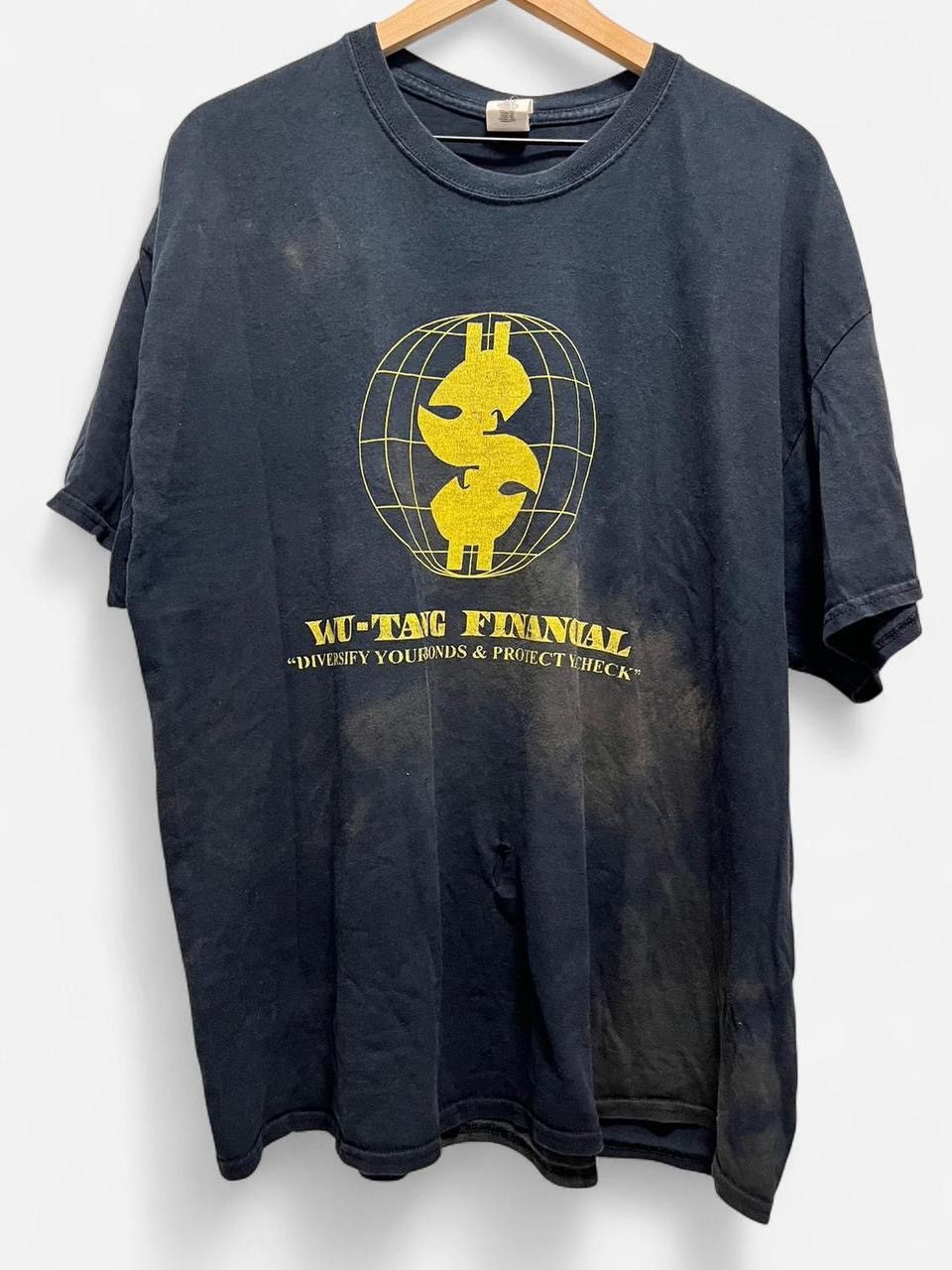 Vintage 2003 Wu Tang Financial Graphic Tee Thrashed Size US XL / EU 56 / 4 - 1 Thumbnail