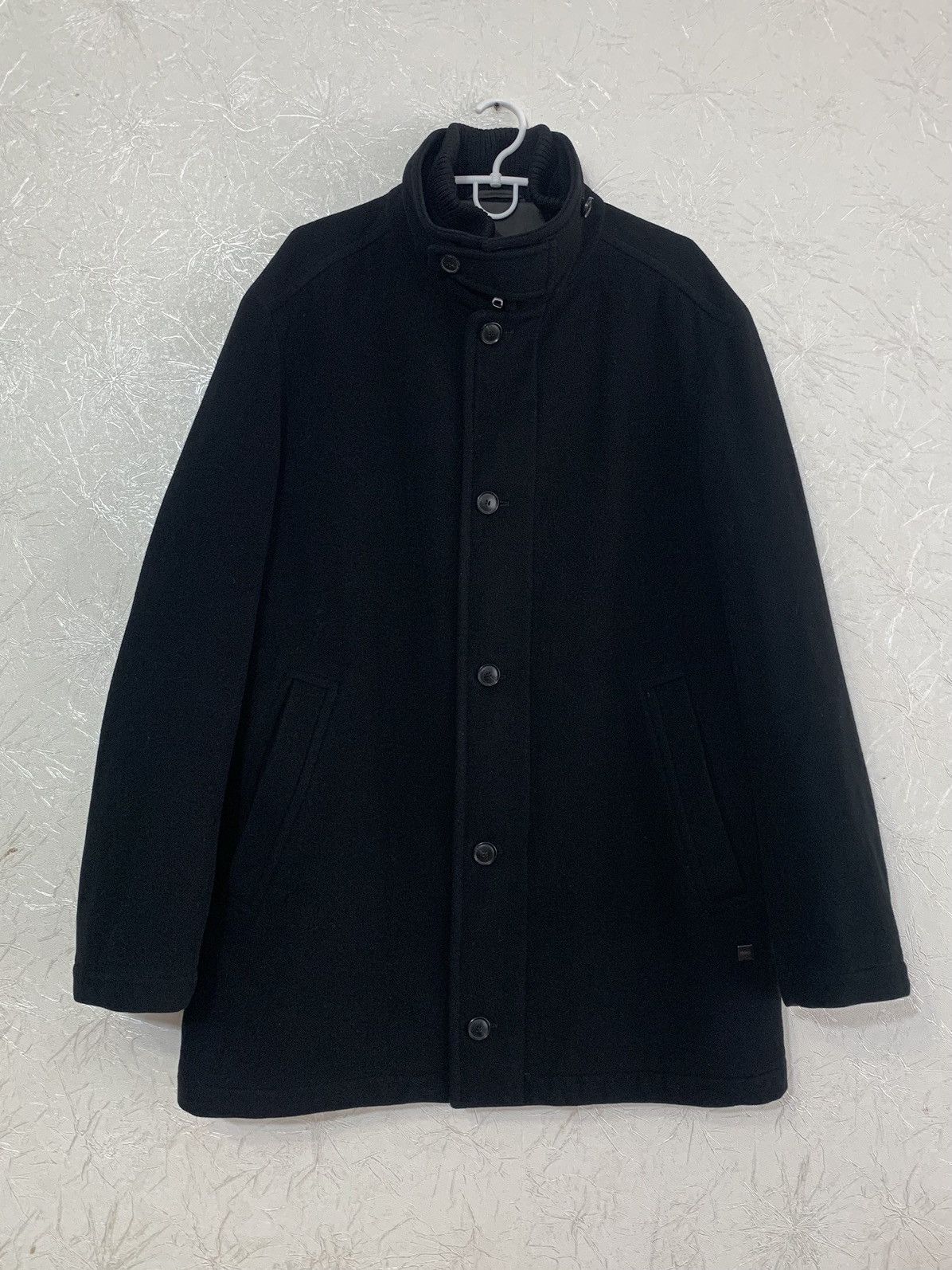 Hugo Boss × Vintage Vintage Hugo Boss Men’s Black Cashmere & Wool Black Coat Size US XL / EU 56 / 4 - 1 Thumbnail