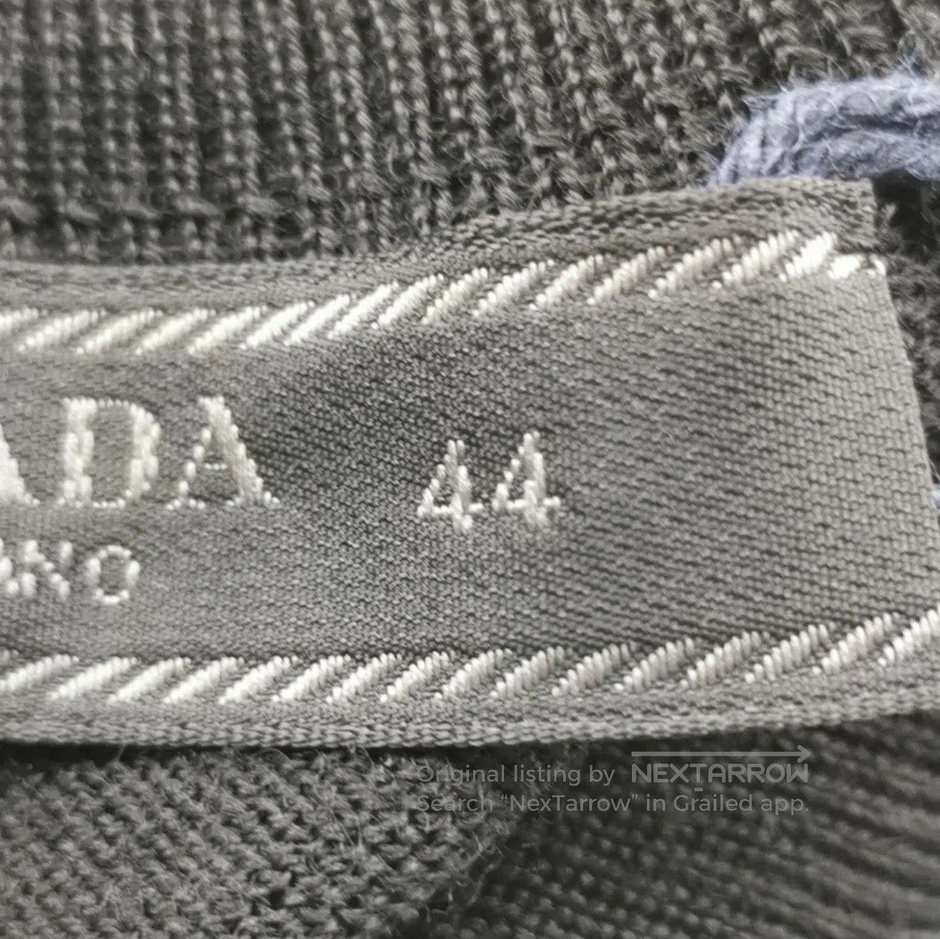 Prada Prada Black Wool Turtleneck Sweater Size 44 . Size M / US 6-8 / IT 42-44 - 5 Thumbnail