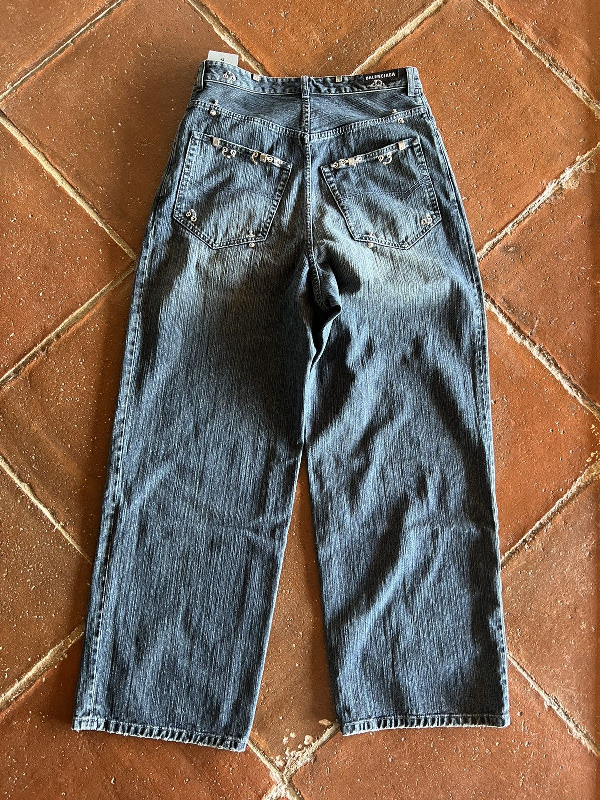 Balenciaga Balenciaga Piercing Blue Indigo Denim Pants Size US 31 - 10 Thumbnail
