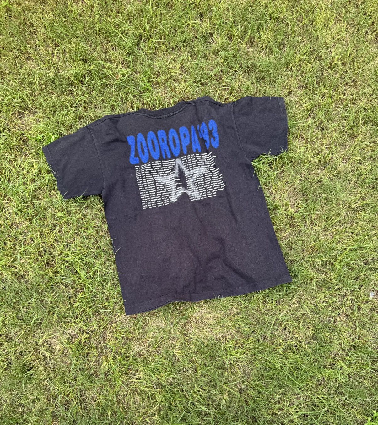 Vintage Vintage U2 T-shirt Zoo TV Tour 90's Zooropa Size US XL / EU 56 / 4 - 8 Thumbnail