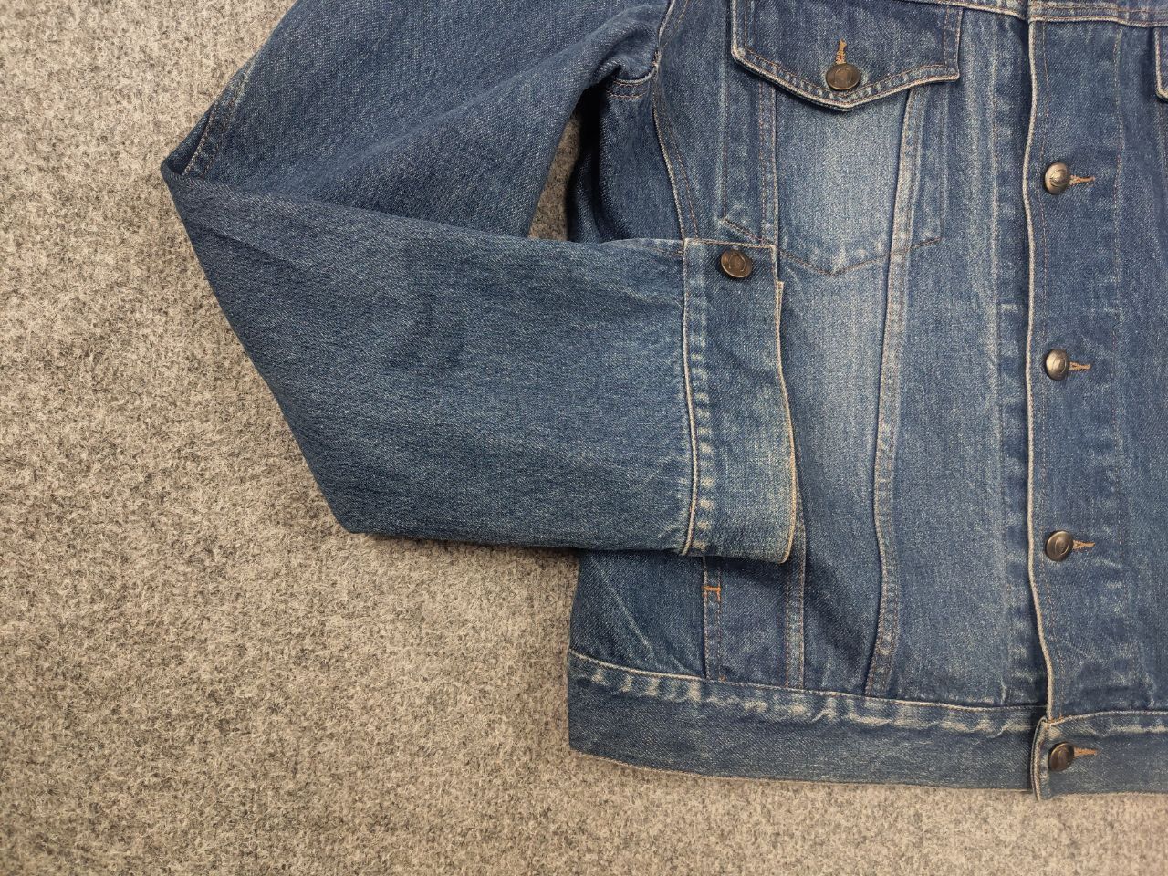 Roberto Cavalli Vintage 90's Just Cavalli Roberto Faded denim trucker Jacket Size US L / EU 52-54 / 3 - 5 Thumbnail