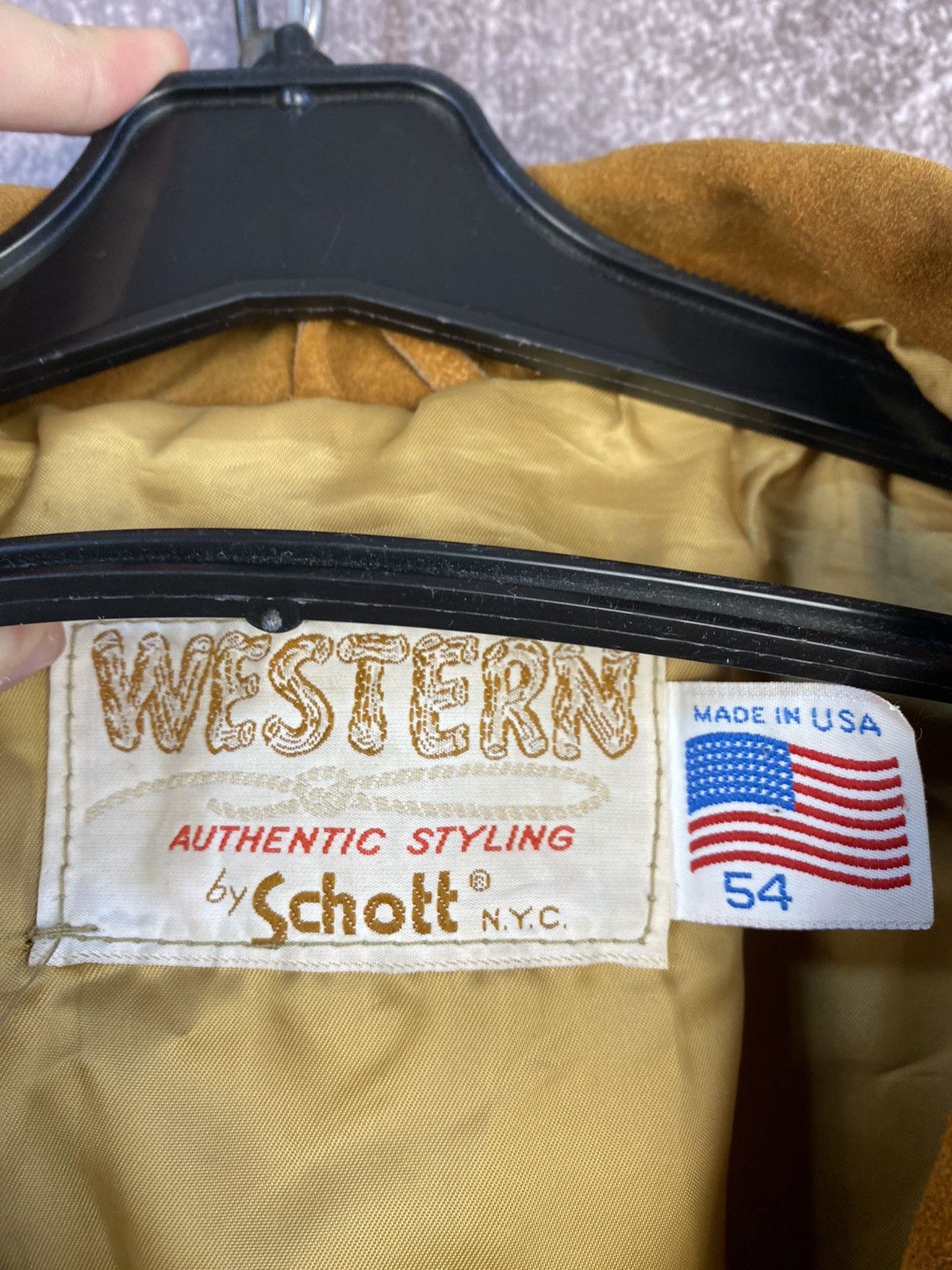 Cowboy Equipment Vintage 70s Schott Distressed Western Fringed Leather Jacket Size US L / EU 52-54 / 3 - 10 Thumbnail