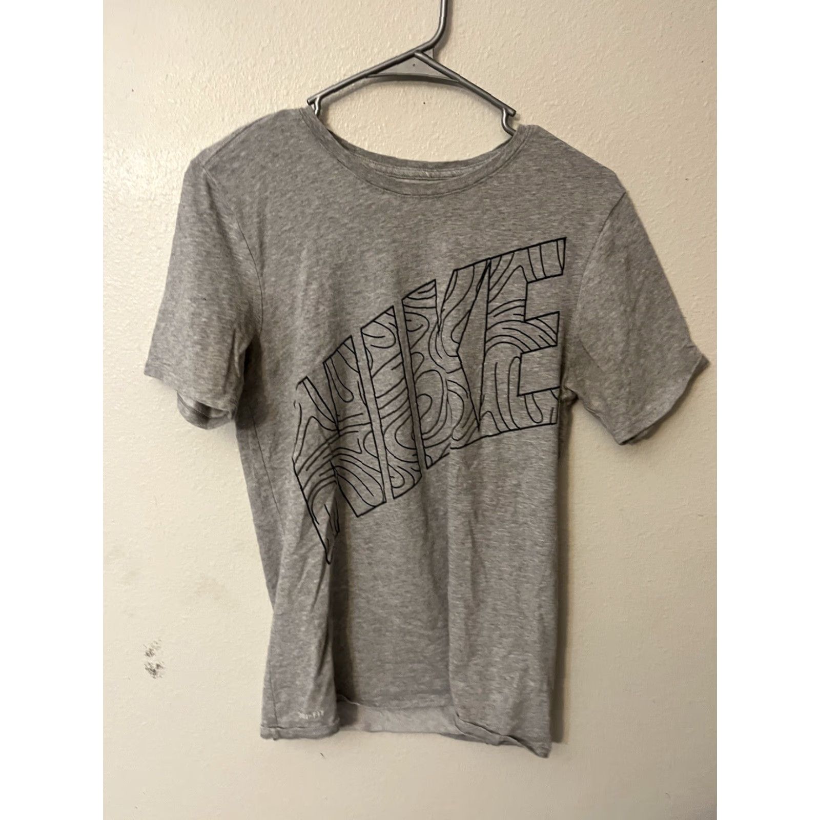 Nike Nike Graphic Logo Tee T Shirt Mens Size Small Gray Gym Training Workout Size US S / EU 44-46 / 1 - 2 Thumbnail