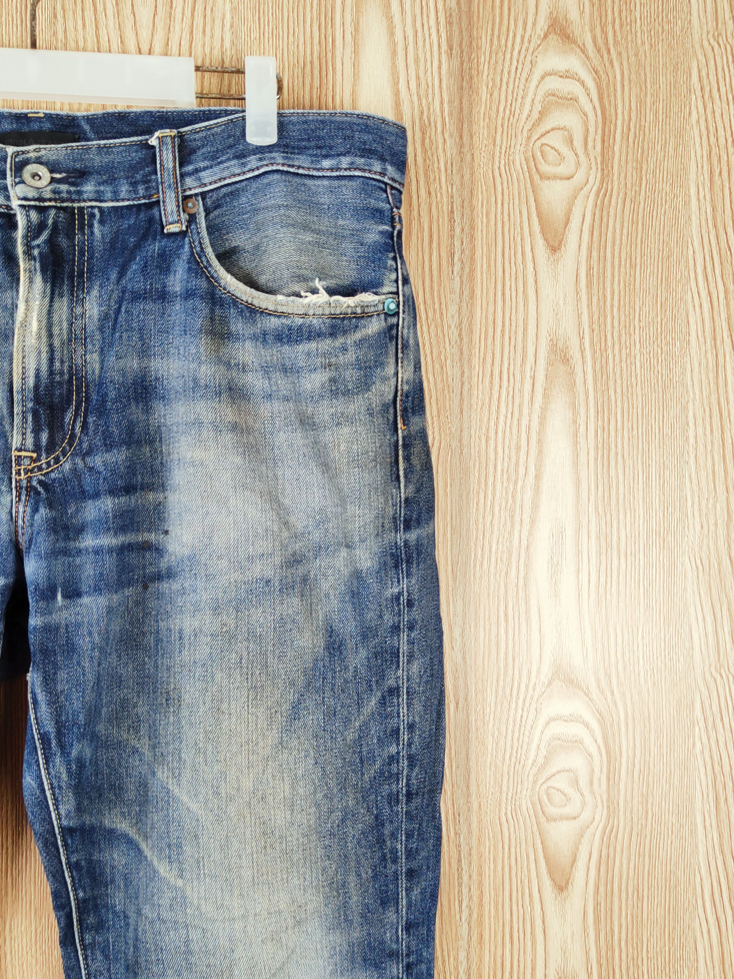 Japanese Brand Uniqlo fabric by kaihara Distressed Ripped Jeans #W947 Size US 36 / EU 52 - 5 Thumbnail