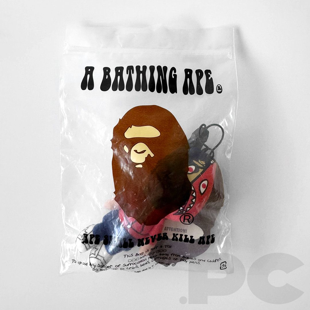 Bape A BATHING APE TERIYAKI ALIEN SHARK PLUSH DOLL STRAP KEYCHAIN Size ONE SIZE - 3 Thumbnail