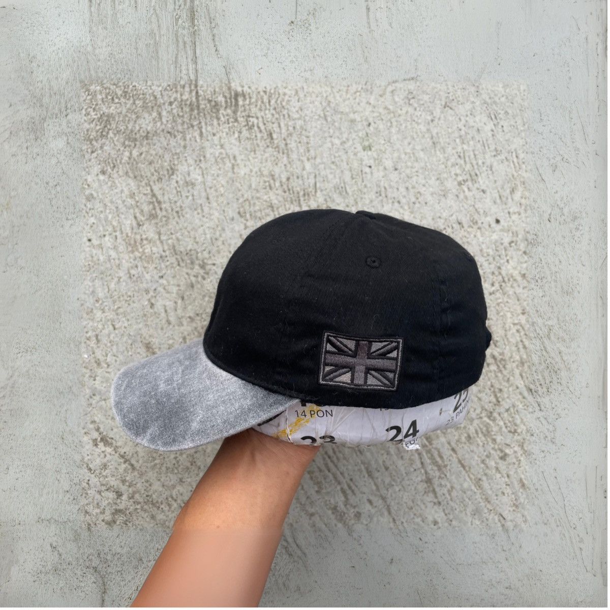 Unsound Rags Sick washed brim hat with black england flag Size ONE SIZE - 1 Thumbnail