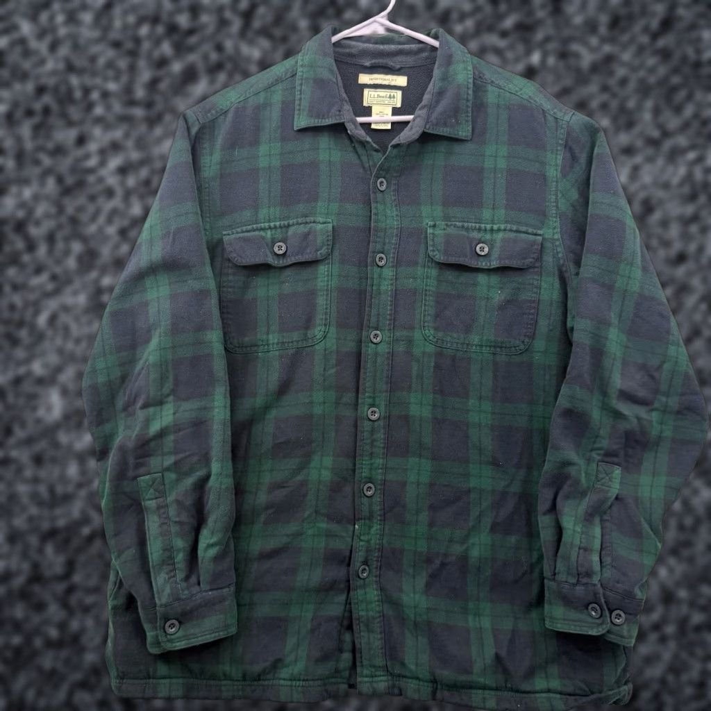 Vintage LL Bean Shirt Men L Green Plaid Fleece-Lined Flannel Button-Up Traditional Fit, Casual, Workwear, Cotton Polyester, Vintage Size US L / EU 52-54 / 3 - 1 Thumbnail