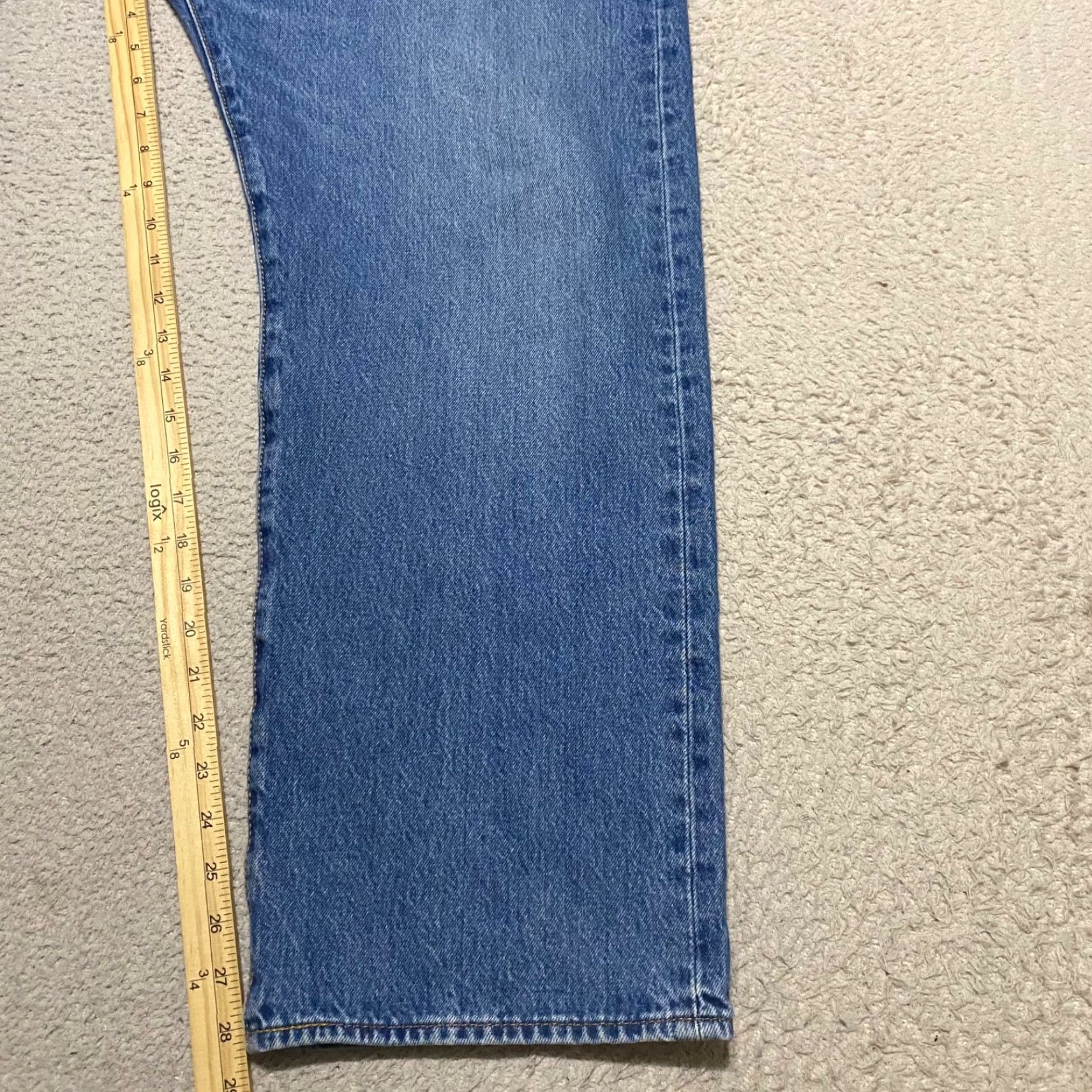 Levi's Levis 501 Jeans Mens 42x30 Blue Denim Straight Button Fly Classic Medium Wash Size US 40 / EU 56 - 6 Thumbnail