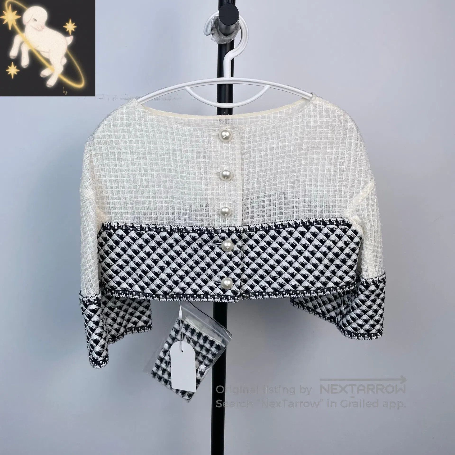 Chanel Chanel Off-White Colorblock Openwork Knit Collar Single Bu Size XS / US 0-2 / IT 36-38 - 1 Thumbnail