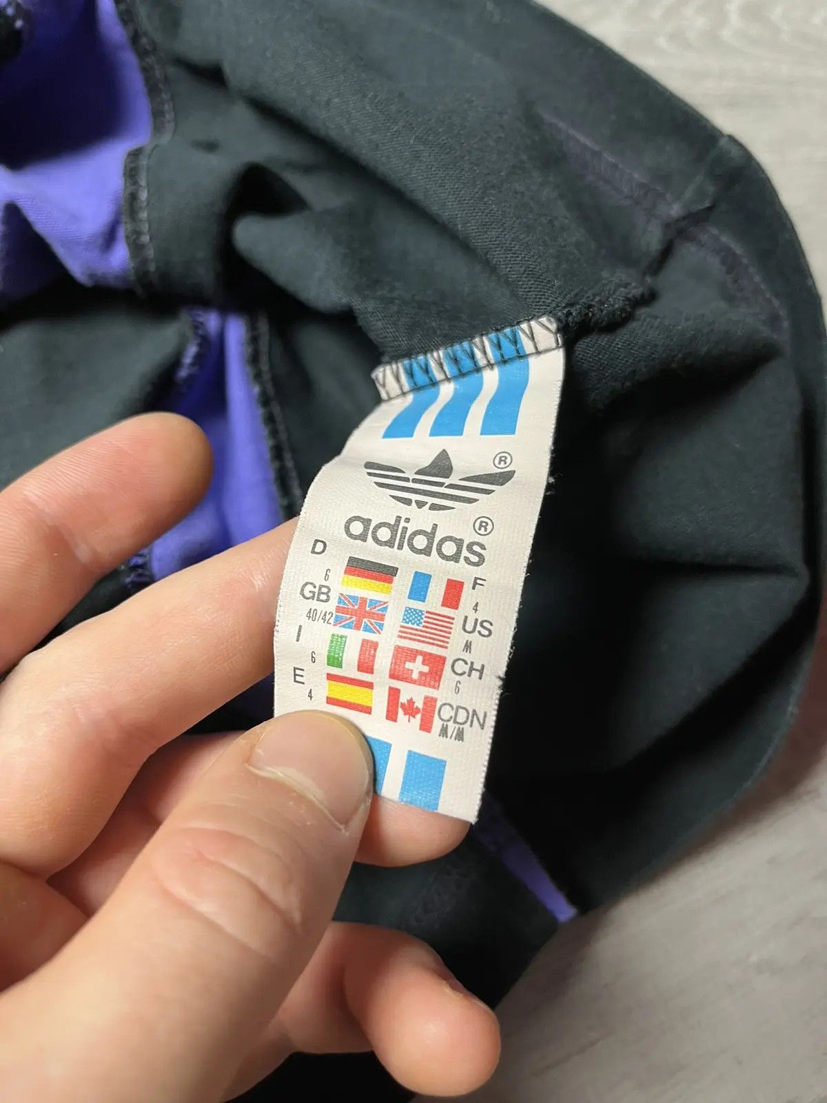 Adidas Adidas T-shirt vintage size Medium Size US M / EU 48-50 / 2 - 6 Thumbnail