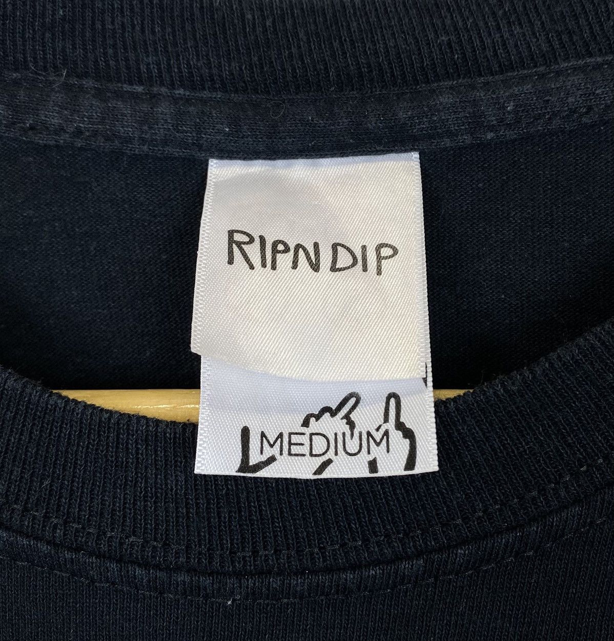RIPNDIP RIPNDIP Same Shit Different Day Long Sleeve T-Shirt Black Size US M / EU 48-50 / 2 - 7 Thumbnail