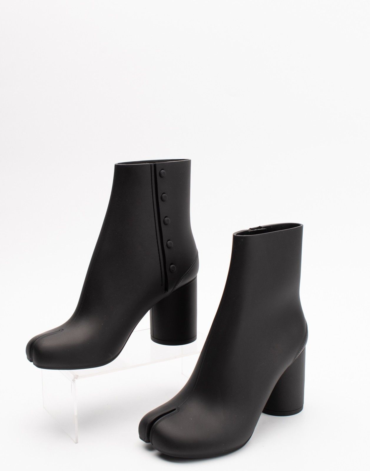 Maison Margiela MAISON MARGIELA Rubber Ankle Boots Size US 5 / IT 35 - 1 Thumbnail