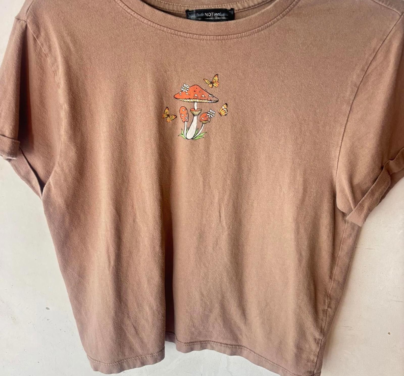 Other Cute Mushroom & Butterfly Graphic Women's Crop T-Shirt Size S / US 4 / IT 40 - 2 Thumbnail