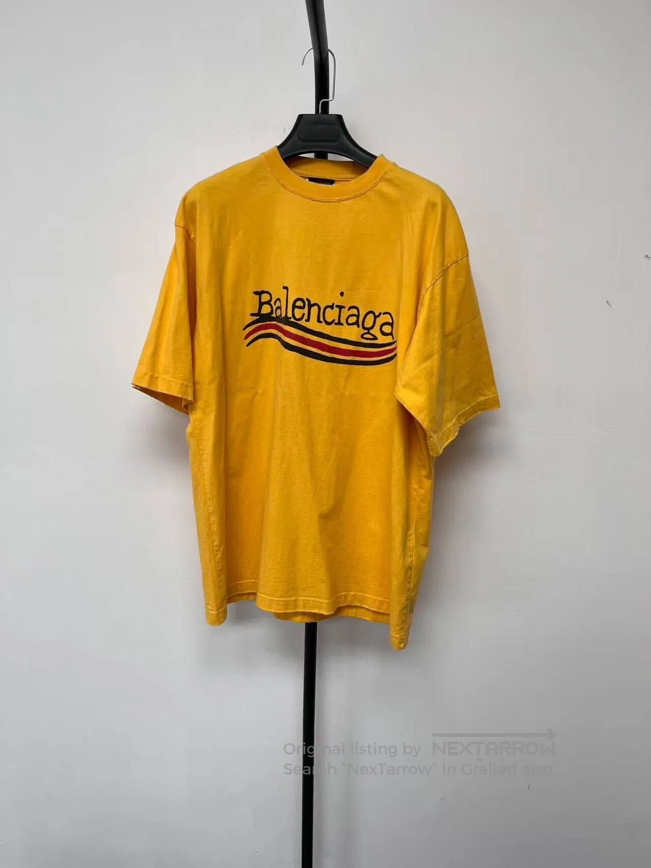 Balenciaga Balenciaga Logo Print Crewneck Short-Sleeve Tee. Size XS / US 0-2 / IT 36-38 - 1 Thumbnail