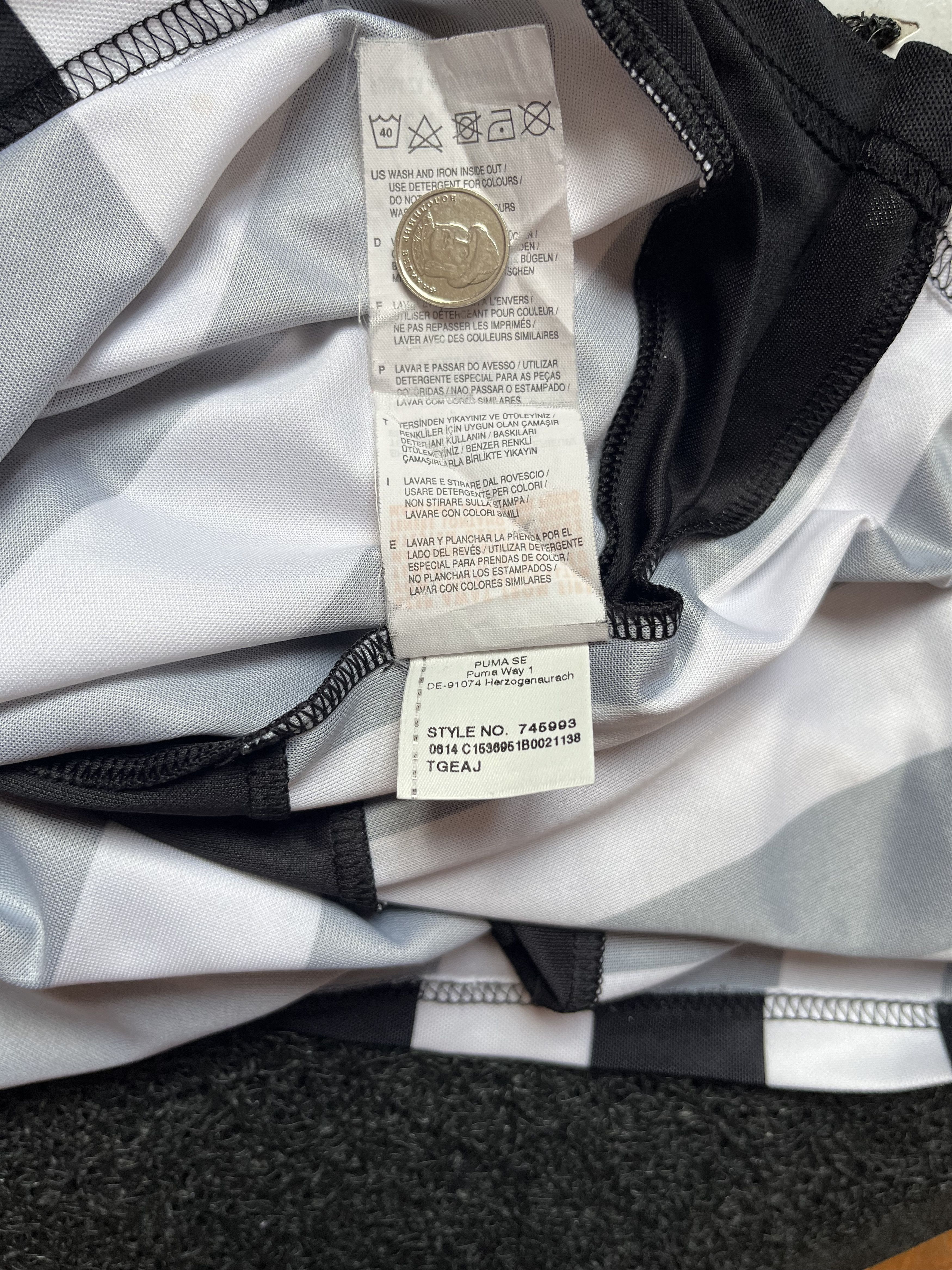 Puma Newcastle United Puma Football Shirt Soccer Jersey 2014/15 Size US M / EU 48-50 / 2 - 7 Thumbnail