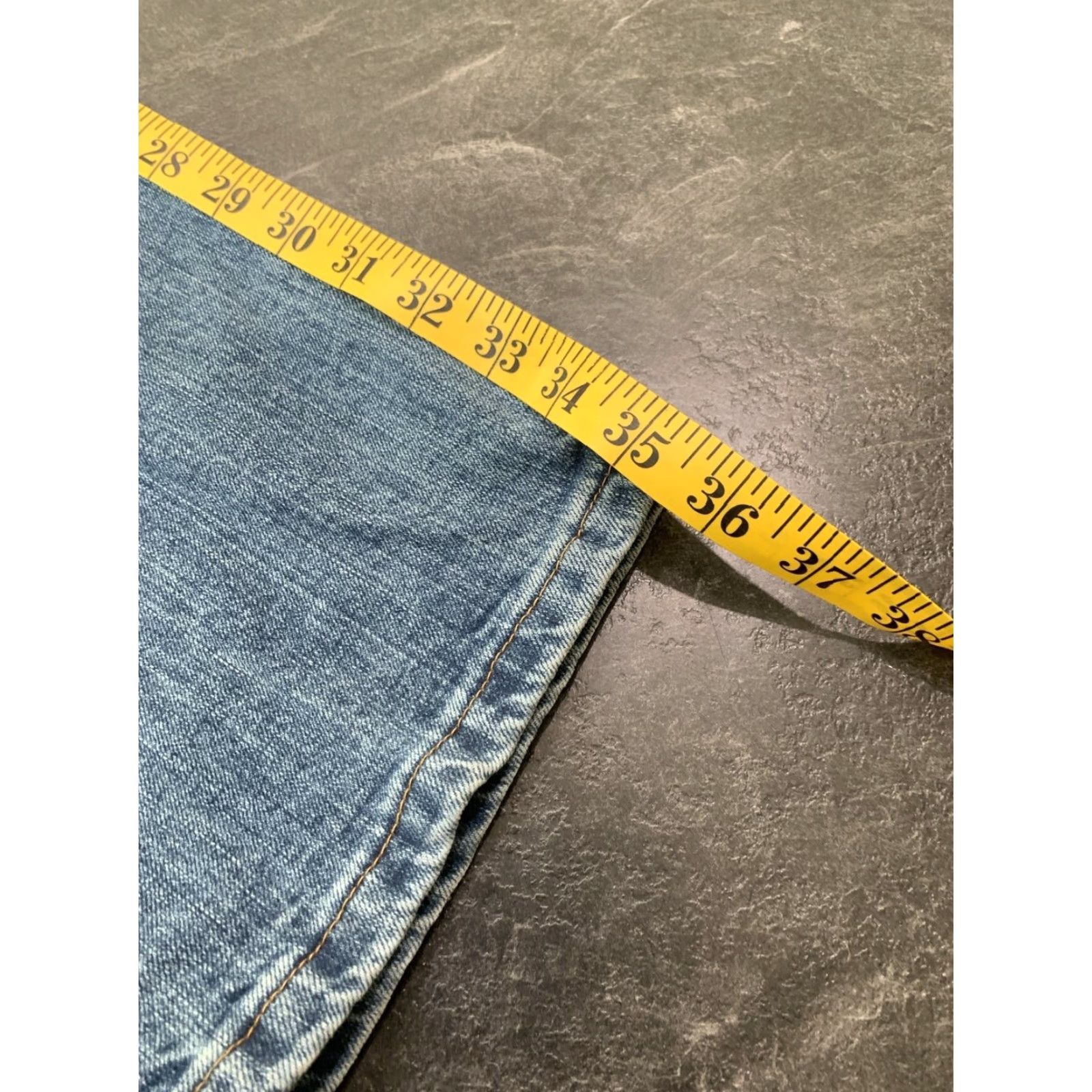 Wrangler Wrangler Jeans 936 Regular Fit Straight Leg Medium Wash Blue Men's 36x34 Size US 36 / EU 52 - 6 Thumbnail