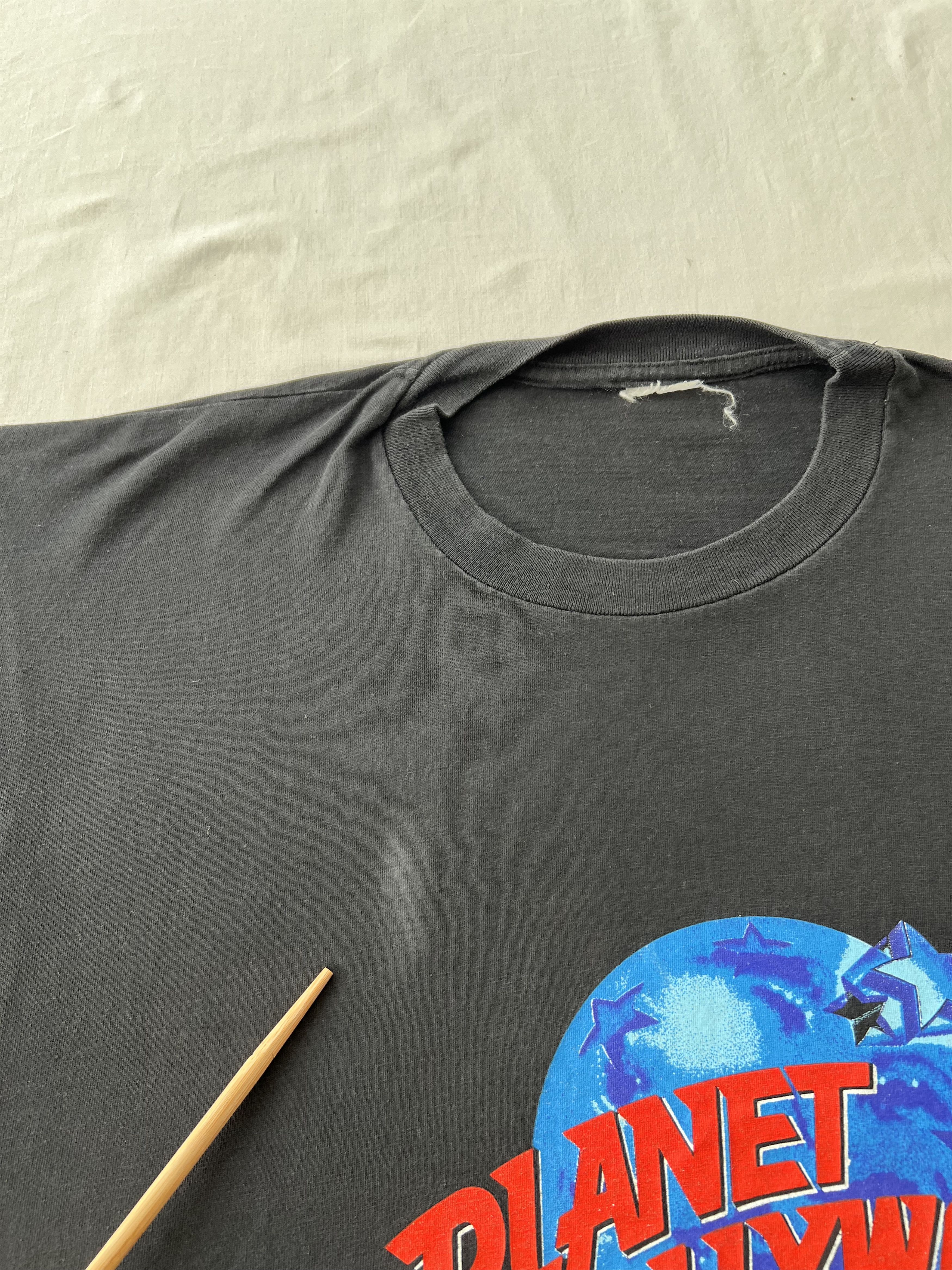Planet Hollywood Vintage 90s Planet Hollywood London Black T-shirt Size US L / EU 52-54 / 3 - 8 Thumbnail