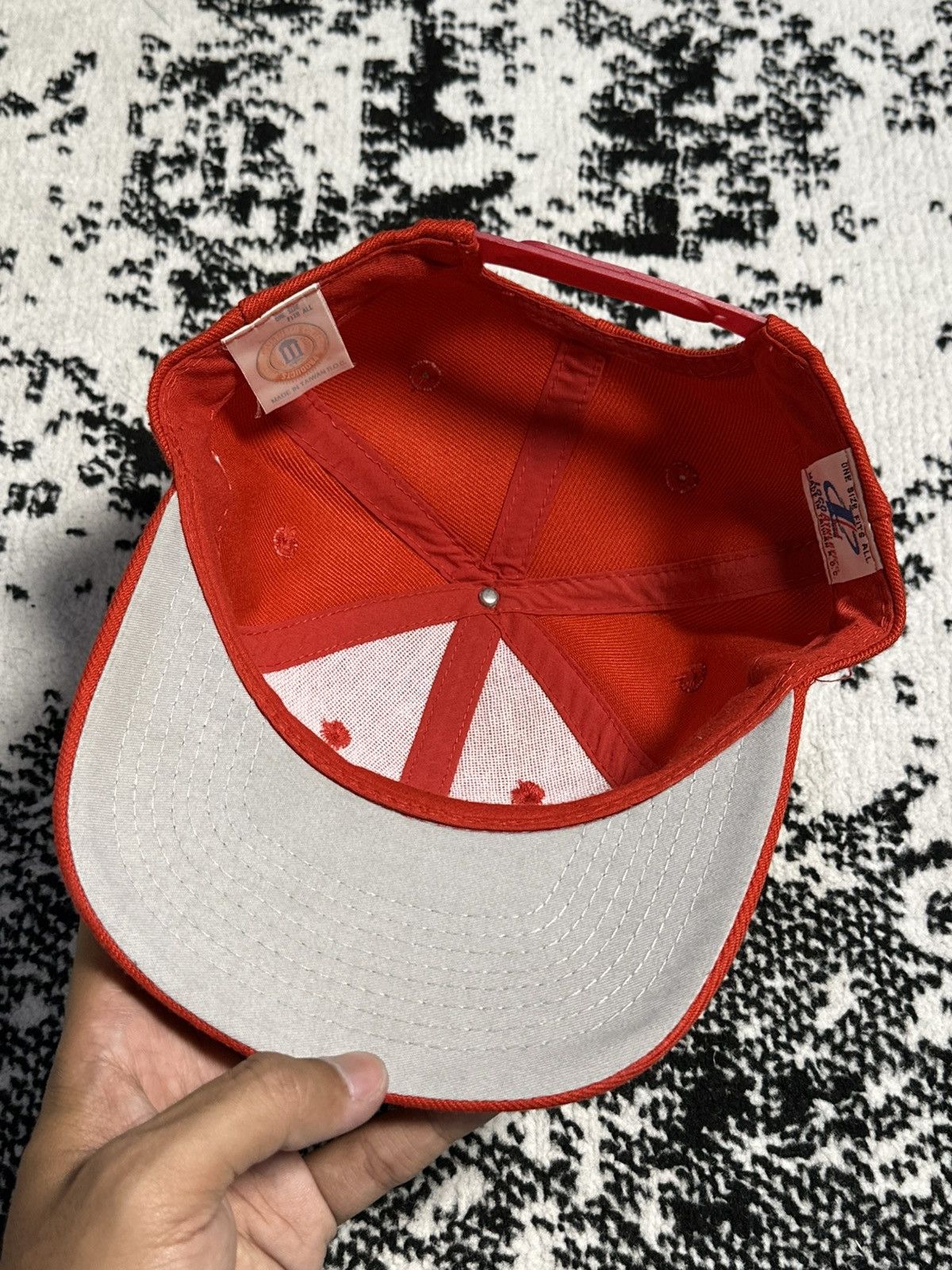 Logo Athletic Vintage Nebraska Huskies Diamond Spike Logo Athletic Hat Size ONE SIZE - 6 Thumbnail