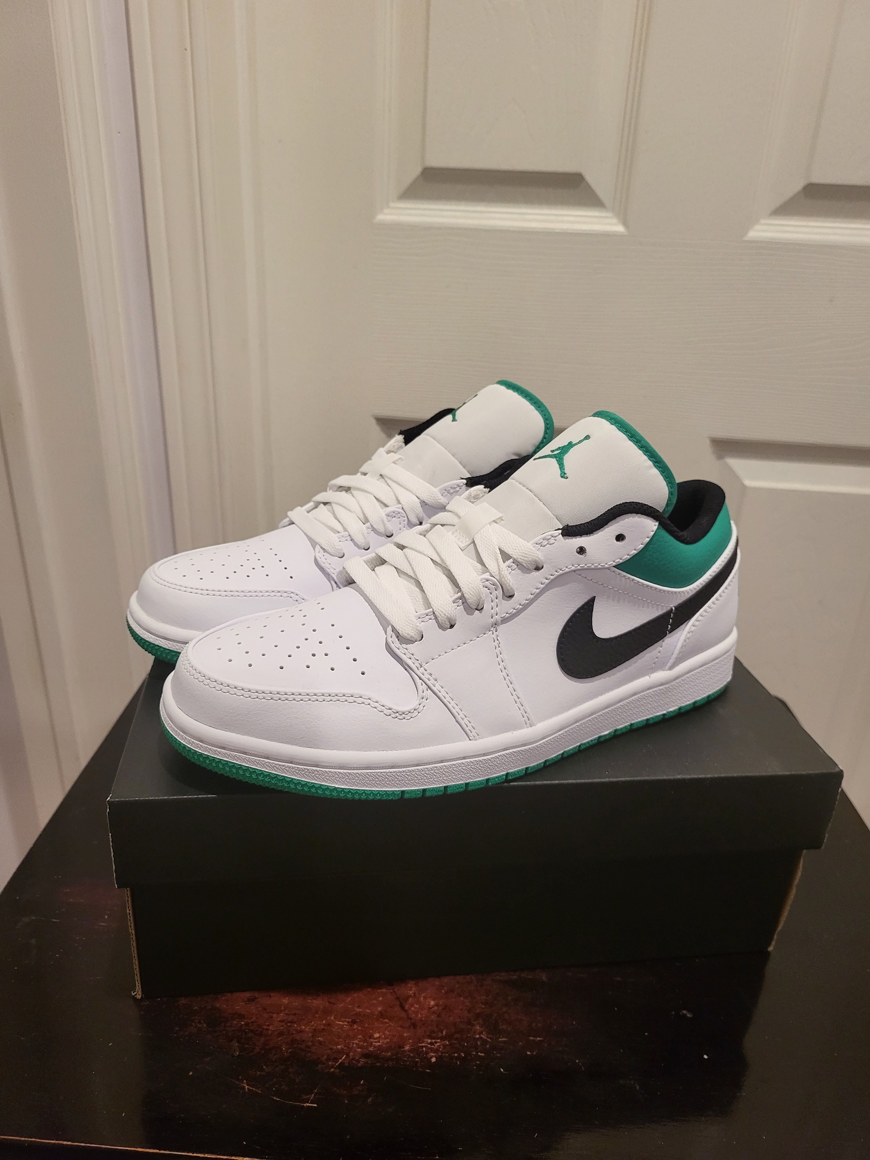 image of Air Jordan 1 Low White Lucky Green Black Shoes in White/Green/Black, Men's (Size 8)
