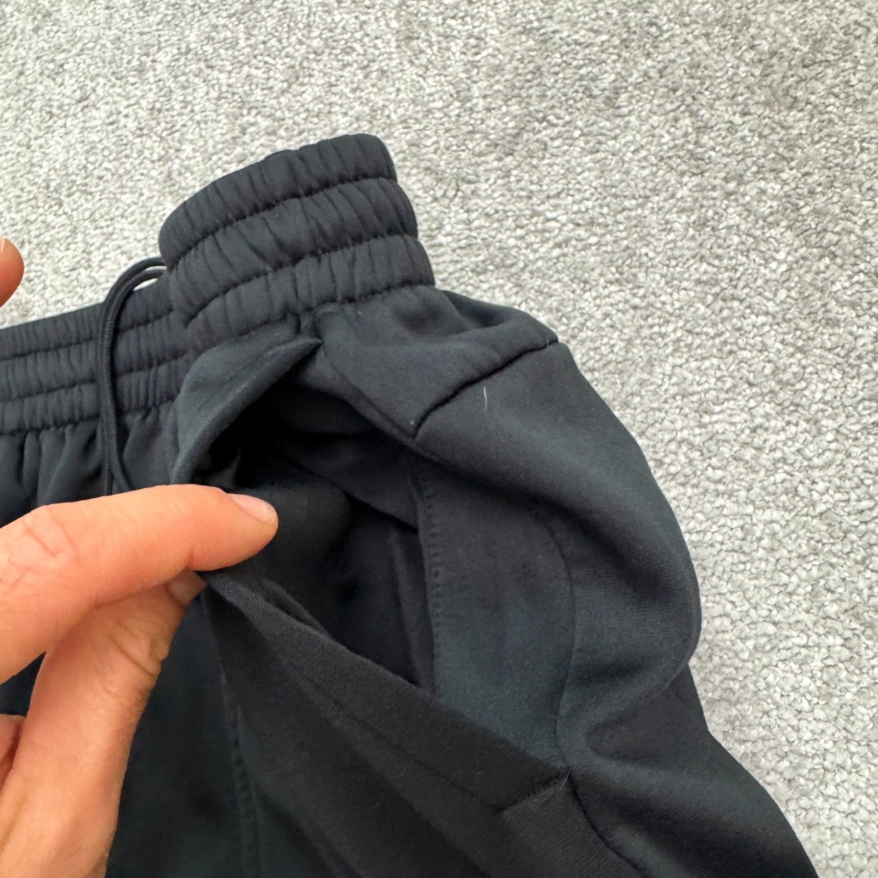 Under Armour Under Armour Men Athletic Fit Loose Black Sweatpants Jogger Fleece Active Medium Size US 31 - 3 Thumbnail