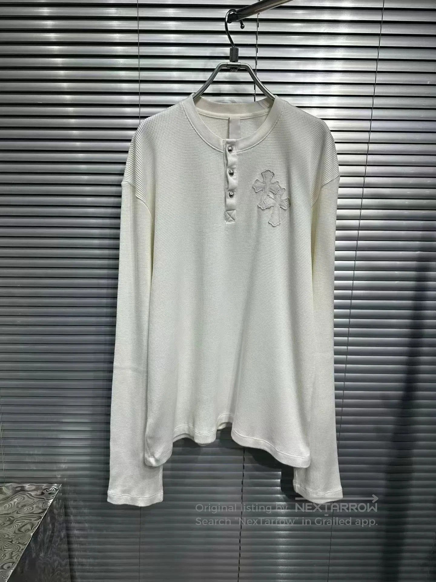 Chrome Hearts chrome hearts white long sleeve henley shirt. Size US L / EU 52-54 / 3 - 1 Thumbnail