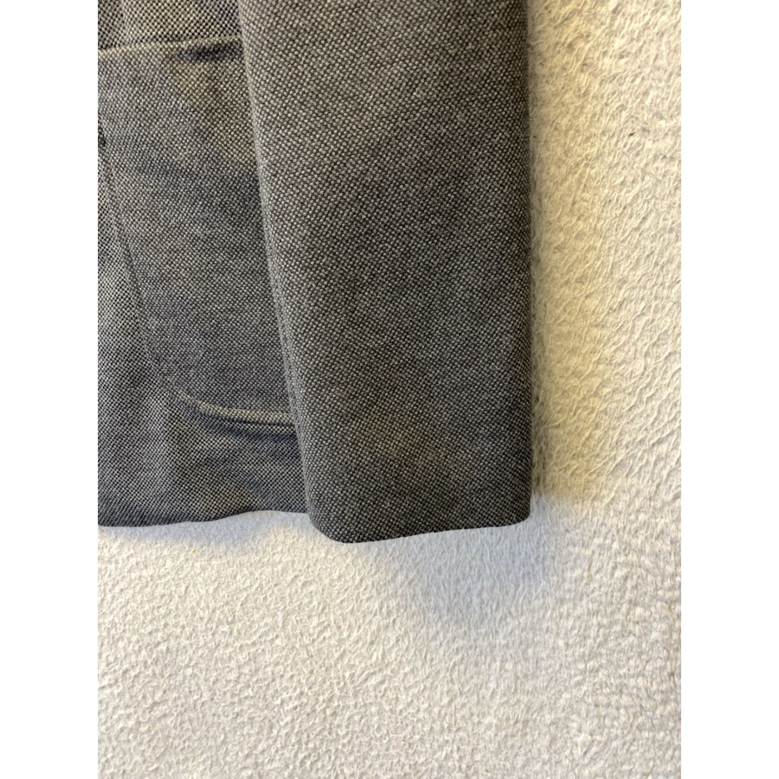 Vintage PJ PAUL JONES Blazer, Men, Size M, Gray, 2-Button Front, 4-Button Sleeve, Sweater Blazer, Solid, Regular Fit, Business Casual Wedding, Jacket Size US M / EU 48-50 / 2 - 3 Thumbnail