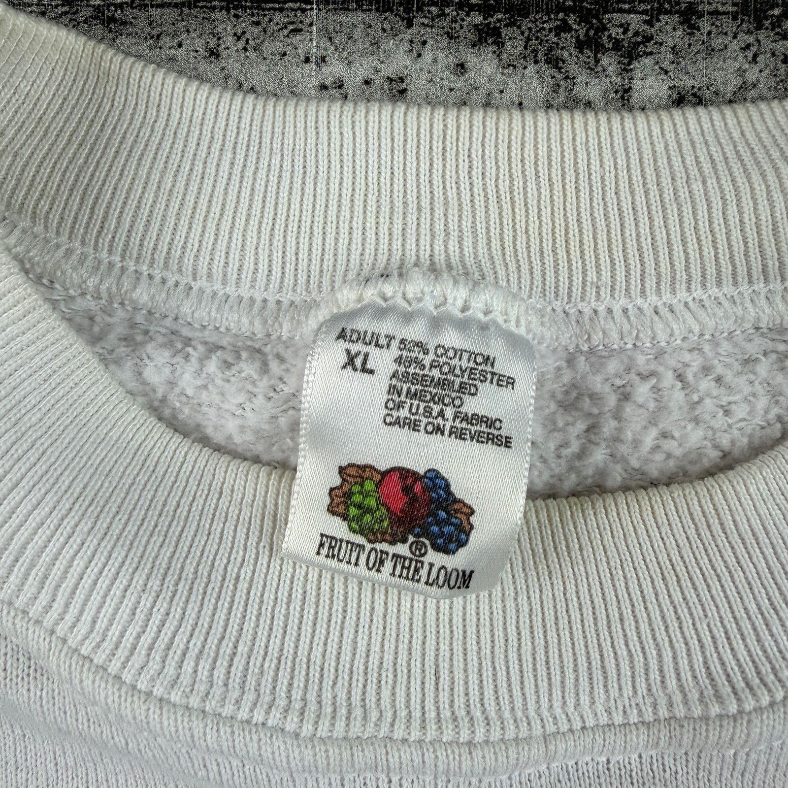 Fruit Of The Loom Vintage Devil Sweatshirt "Trust Me" Size Large 1995 Size US L / EU 52-54 / 3 - 5 Thumbnail