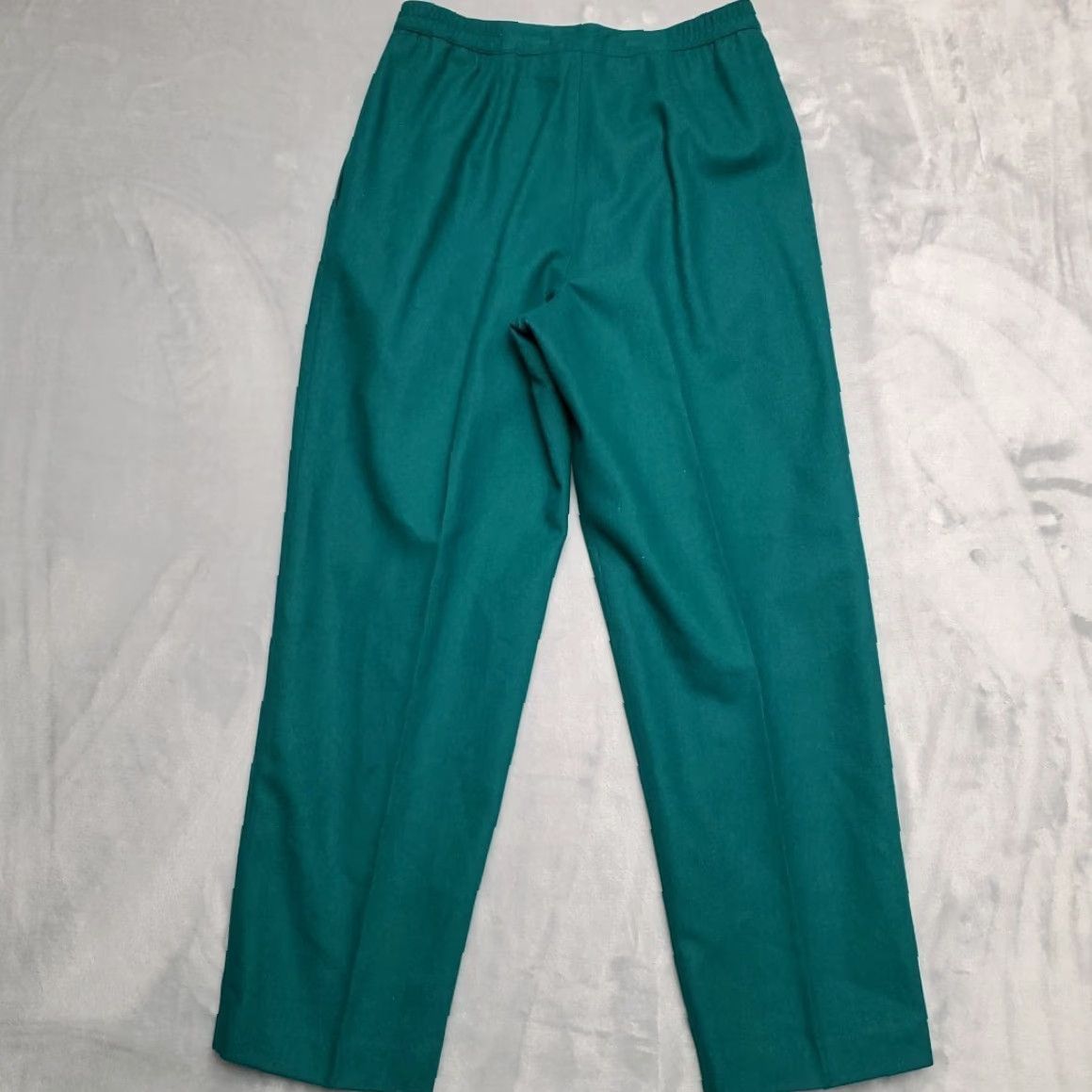 Vintage VINTAGE Haberdashery Pants Womens Sz 14P Petite Green Lined 70% Wool Pleated Classic VTG Pants Womens 14P Petite Green Wool Pleated Classic VTG Size 36" / US 14 / IT 50 - 6 Thumbnail