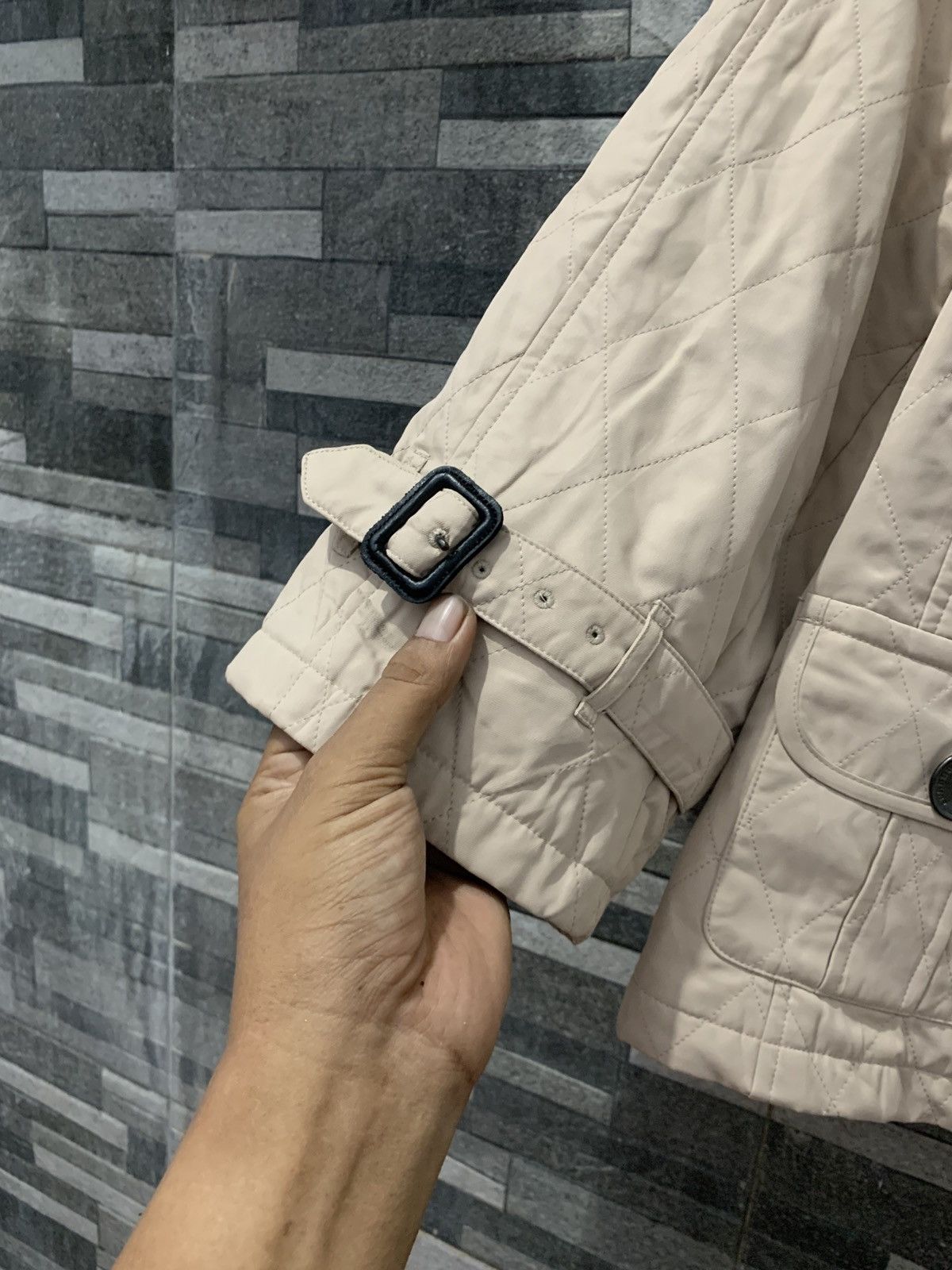 Burberry Burberry Quilted Puffer Jacket Size M / US 6-8 / IT 42-44 - 8 Thumbnail