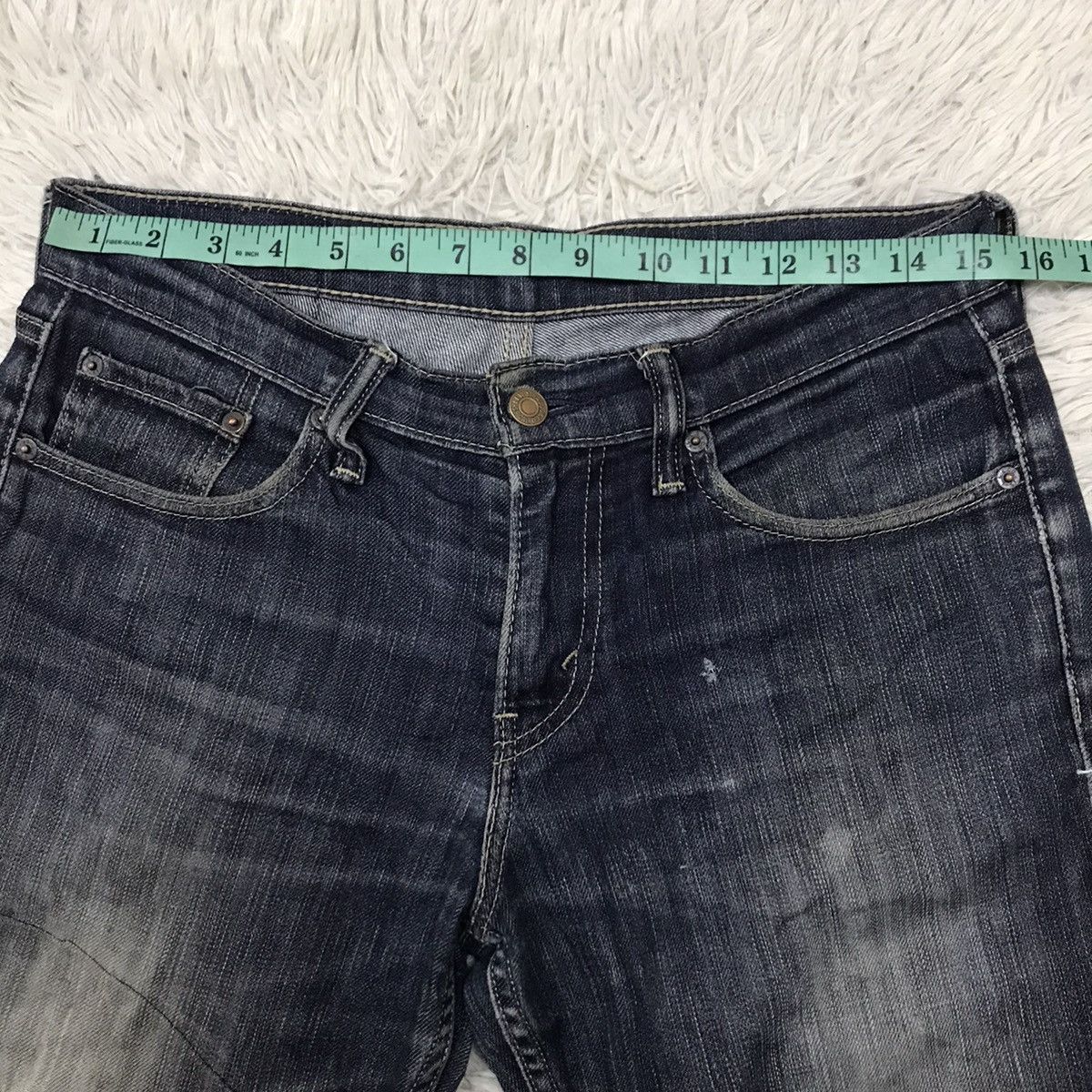 Levi's Vintage Clothing Vintage Levis Slim Tapered Distressed Denim Jeans Size US 31 - 16 Thumbnail