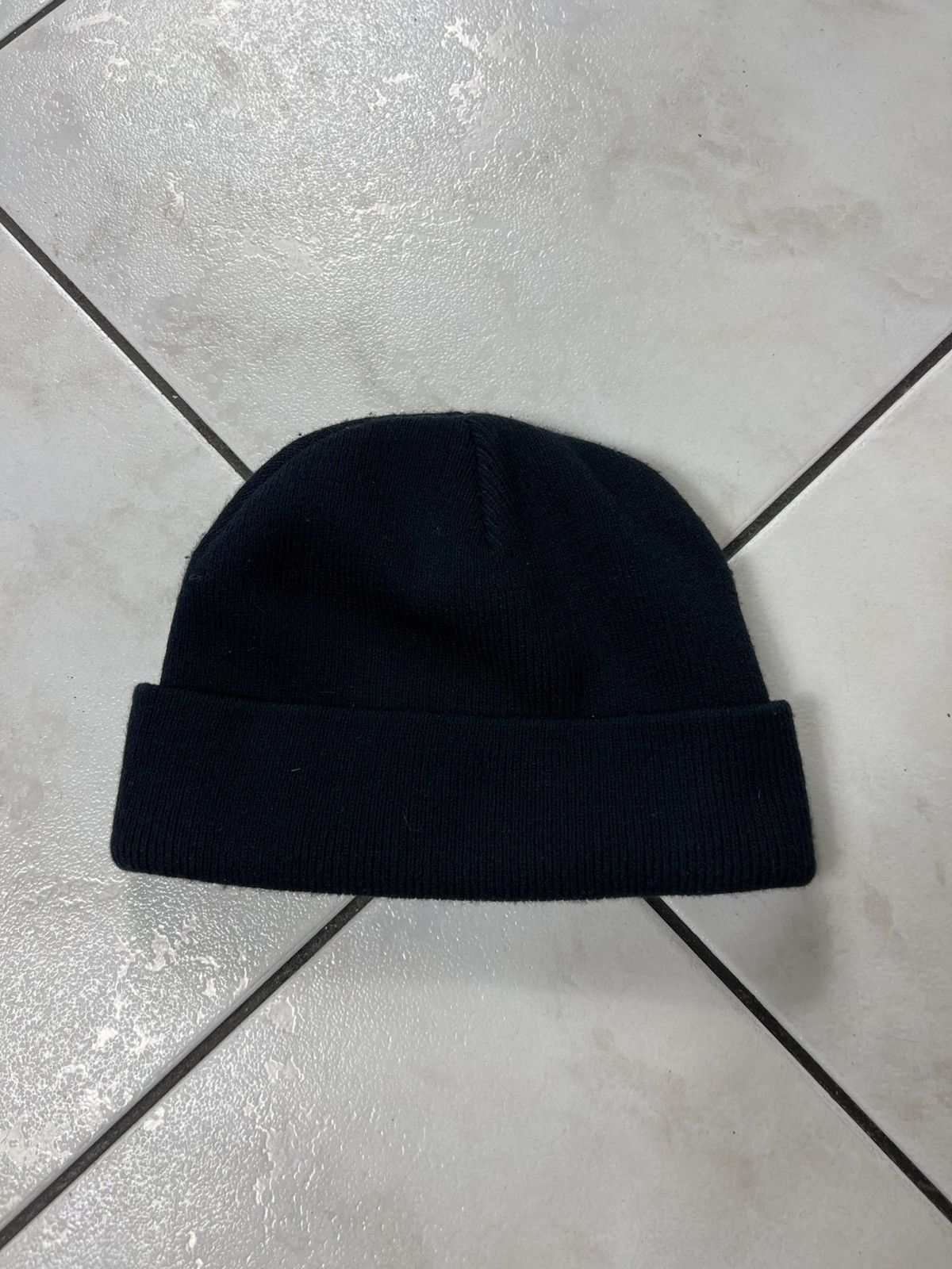 Carhartt Vintage Carhartt stratus hat low y2k knitted navy beanie hat Size ONE SIZE - 9 Thumbnail