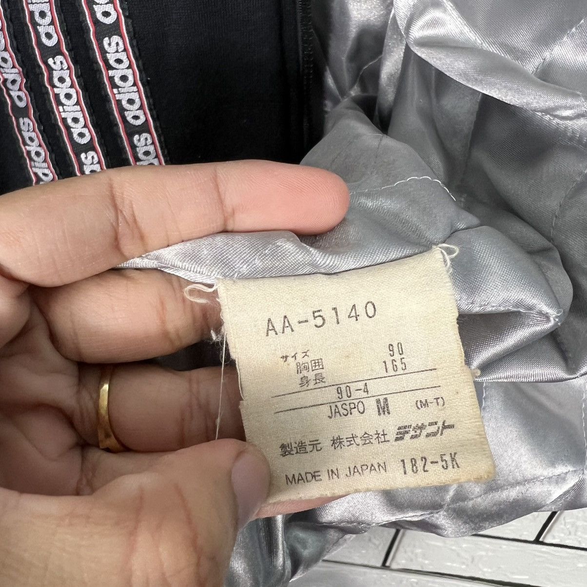 Adidas Vintage 90's ADIDAS Fleece Lined Hooded Jacket #4060-C184 Size US M / EU 48-50 / 2 - 16 Thumbnail