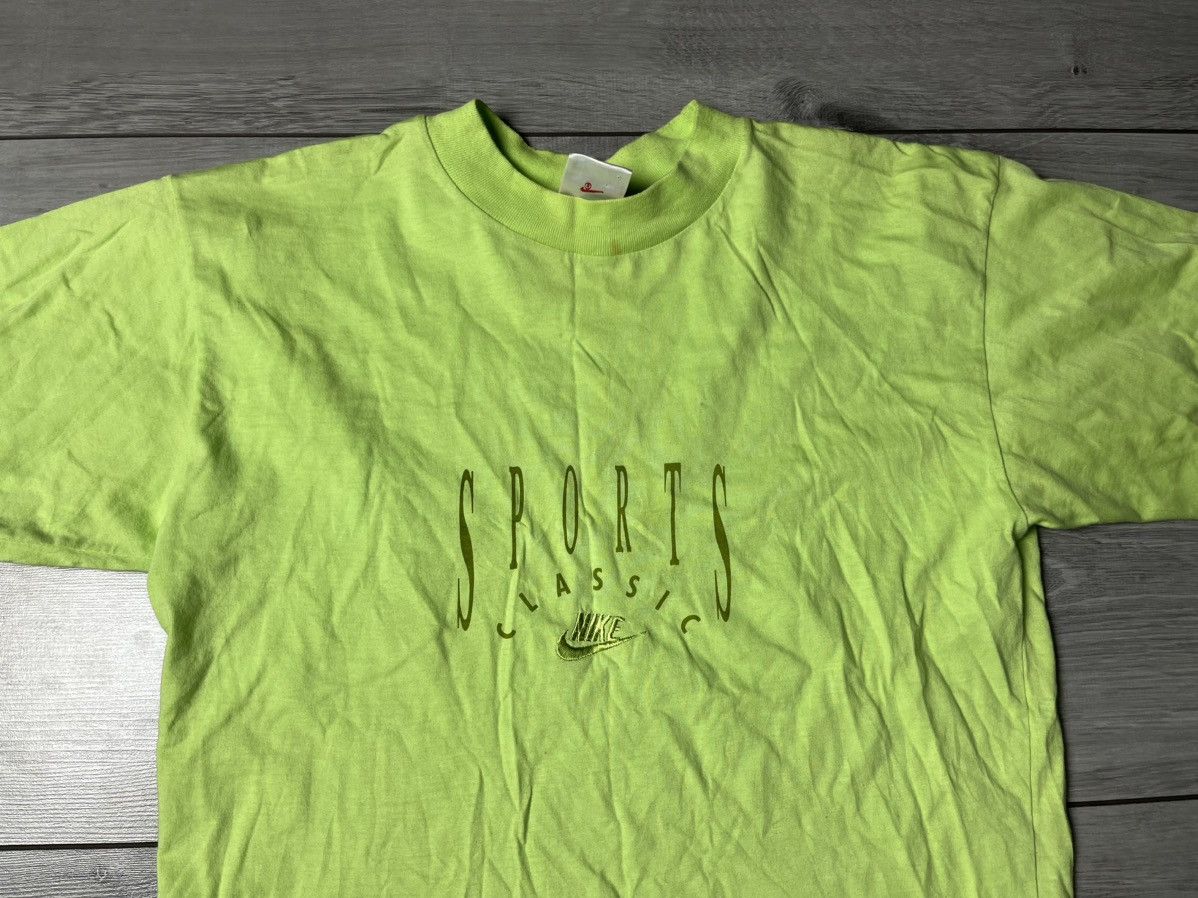 Nike Vintage Nike sports classic Tshirt 90s size Small Size US S / EU 44-46 / 1 - 3 Thumbnail