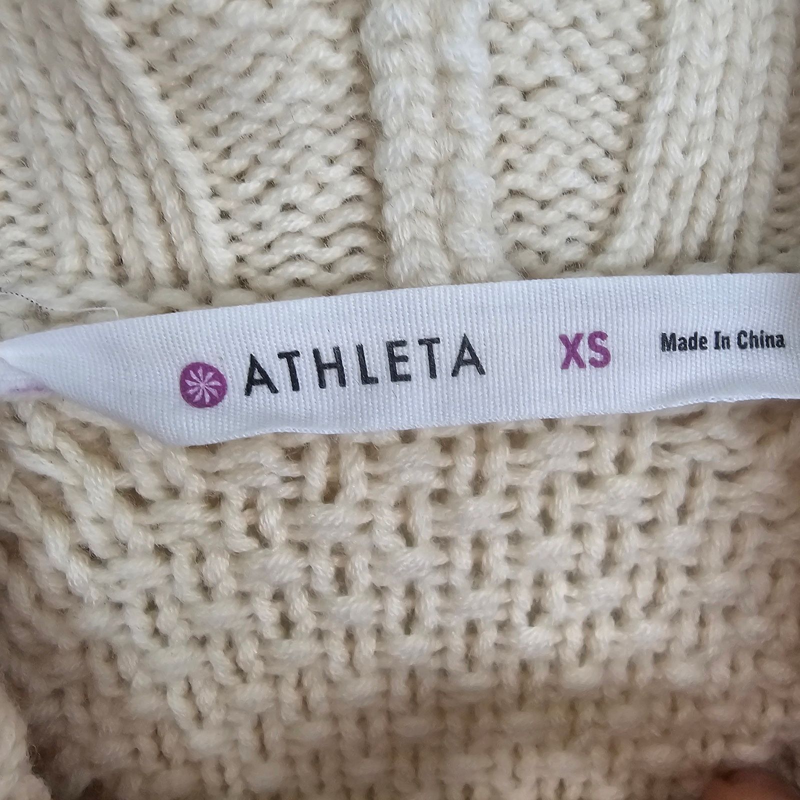 Athleta Athleta Womens Fisherman Turtleneck Wool Sweater Cable Knit Size XS / US 0-2 / IT 36-38 - 6 Thumbnail