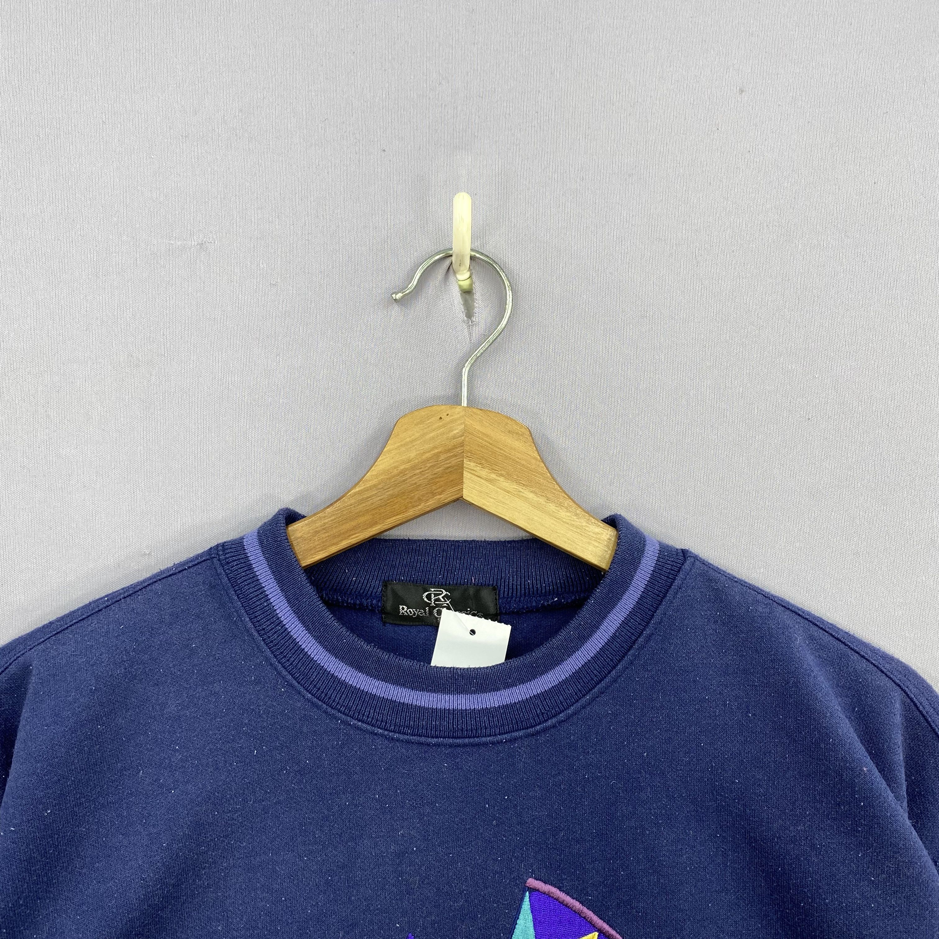 Japanese Brand Vintage 90s Royal Classic Sweater Retro Novelty Jumper Size US L / EU 52-54 / 3 - 6 Thumbnail