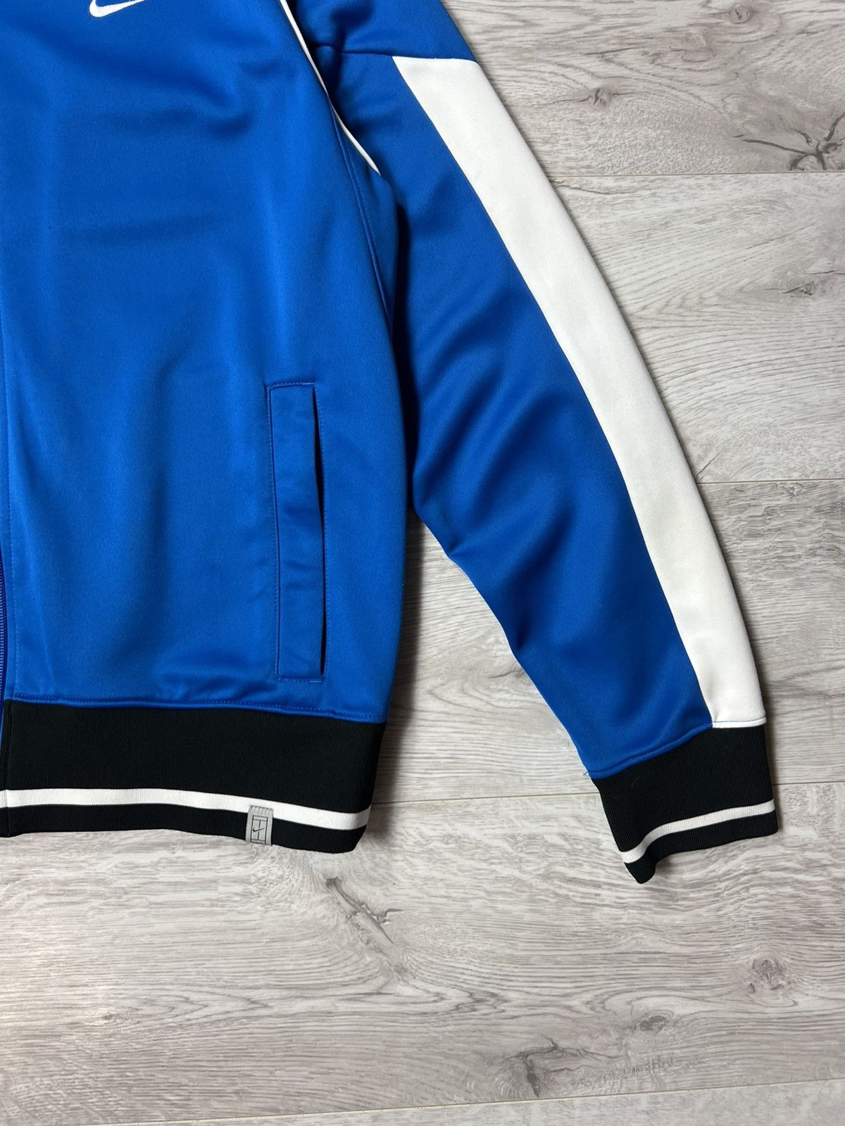 Nike Rare Vintage Nike Tennis Court Track Suit Jacket And Pants Size US M / EU 48-50 / 2 - 5 Thumbnail