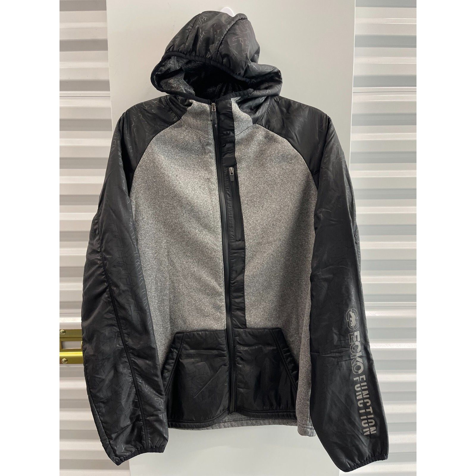 Marc Ecko VTG Y2K 90S ECKO FUNCTION GREY FLEECE TECH ZIP SWEATER HOODI Size US M / EU 48-50 / 2 - 1 Thumbnail