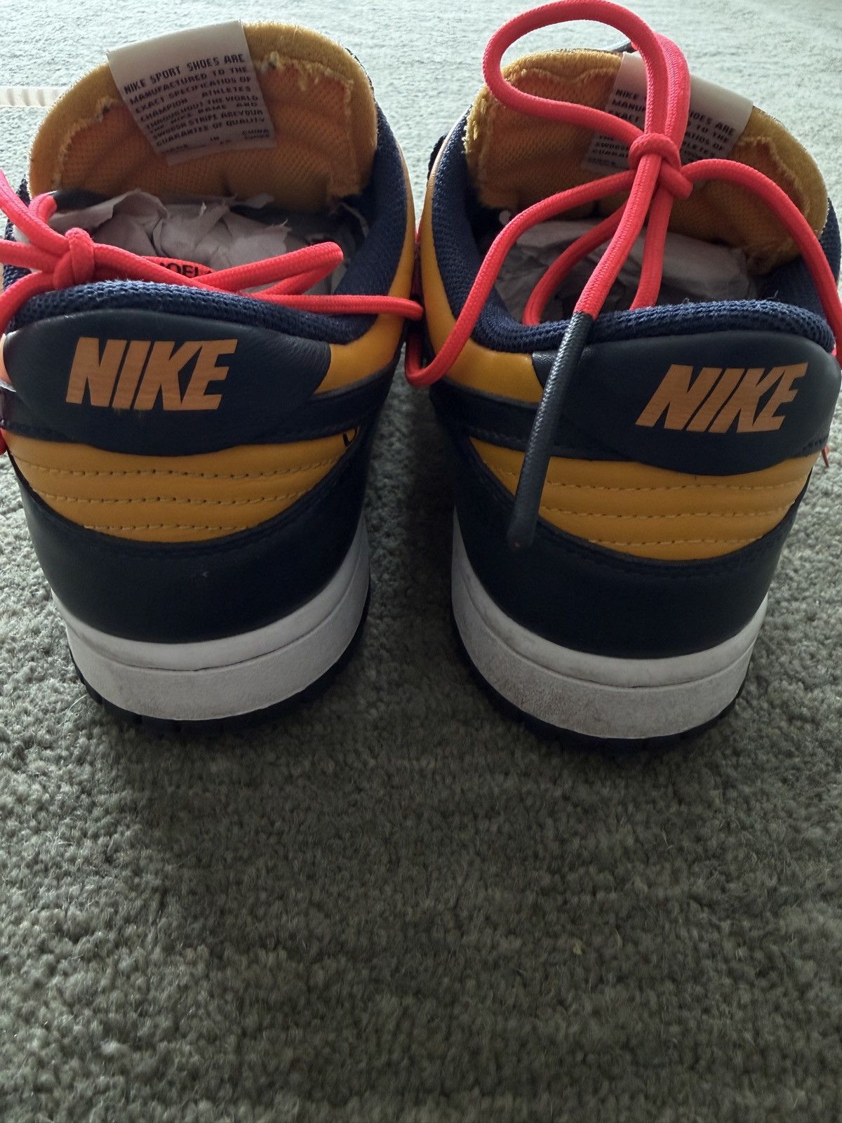 Nike × Off-White OFF WHITE X NIKE DUNK LOW UNI GOLD Size US 9.5 / EU 42-43 - 7 Thumbnail