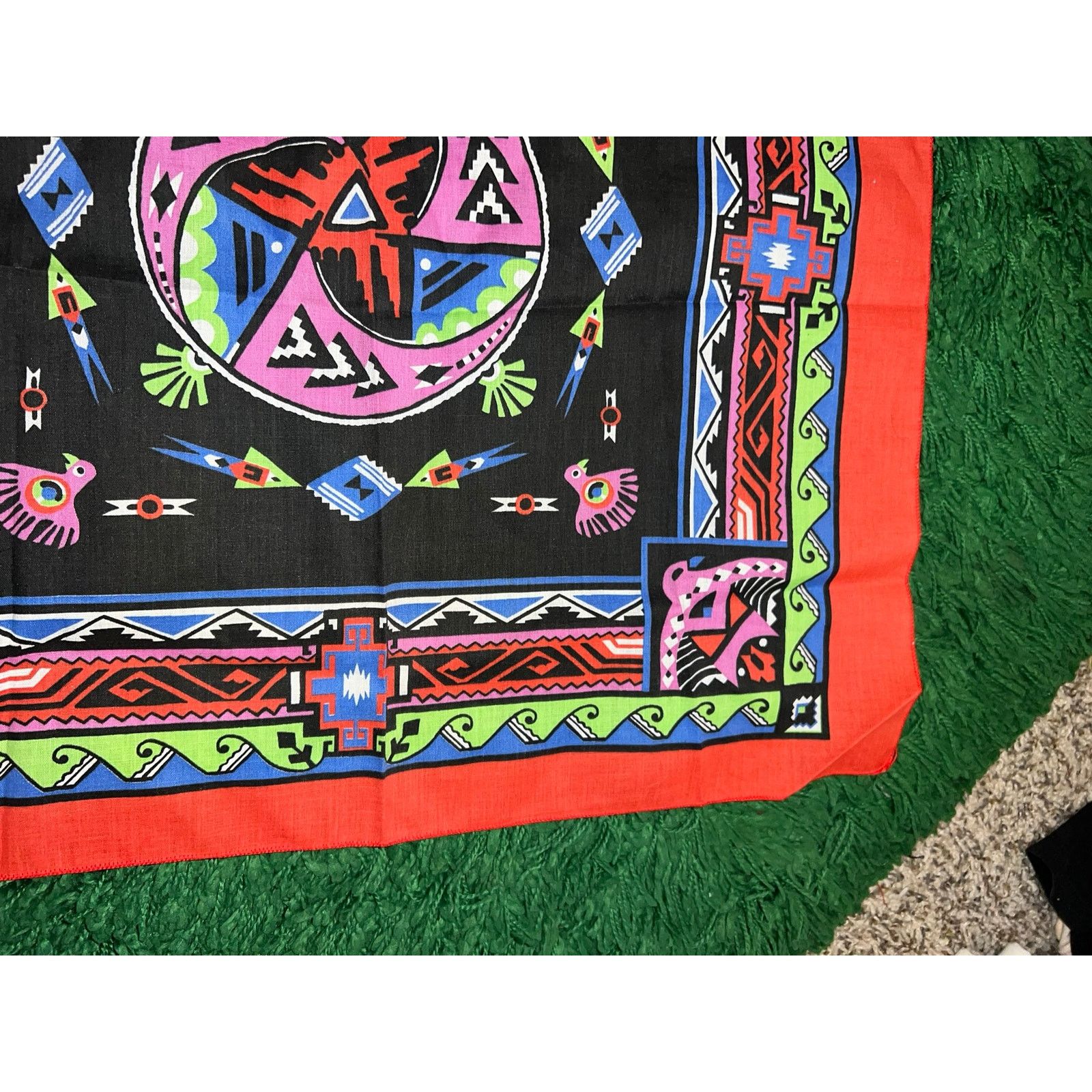 Vintage Vintage South Western Native American Design Art Red Bandana Size ONE SIZE - 4 Thumbnail