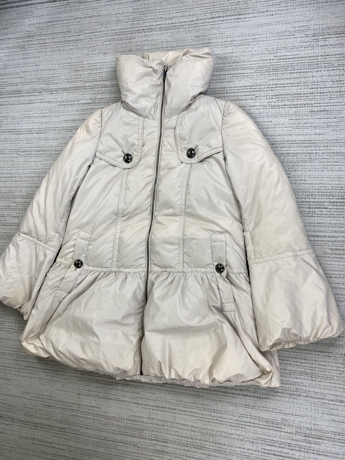 Burberry × Japanese Brand × Vintage Vintage Burberry Black Label Puffer Down Jacket Size S / US 4 / IT 40 - 4 Thumbnail