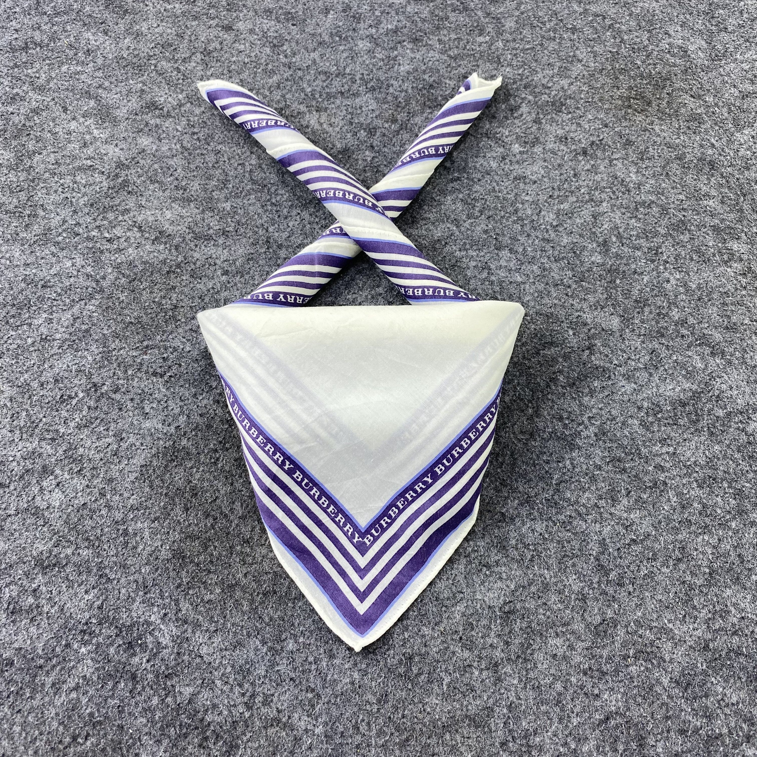 Burberry Burberry Handkerchief / Bandana / Neckerchief-B1176 Size ONE SIZE - 2 Thumbnail
