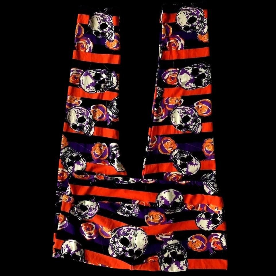 Vintage LulaRoe Halloween Leggings Tall Curvy 32 inch Skull Floral T Size 32" / US 10 / IT 46 - 12 Thumbnail