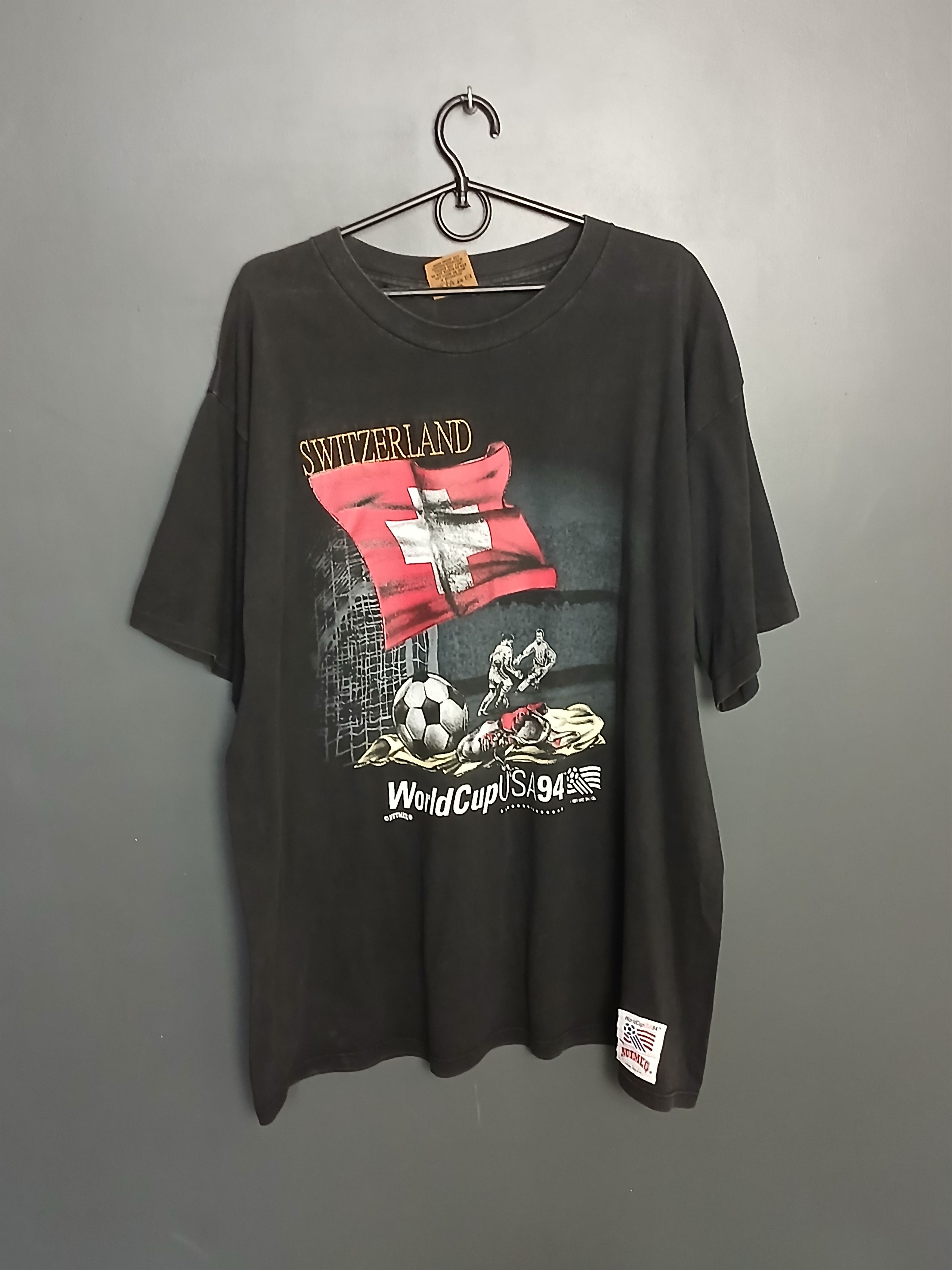 Nutmeg Vintage Switzerland World Cup USA 1994 Football T-Shirt Size US XL / EU 56 / 4 - 1 Thumbnail