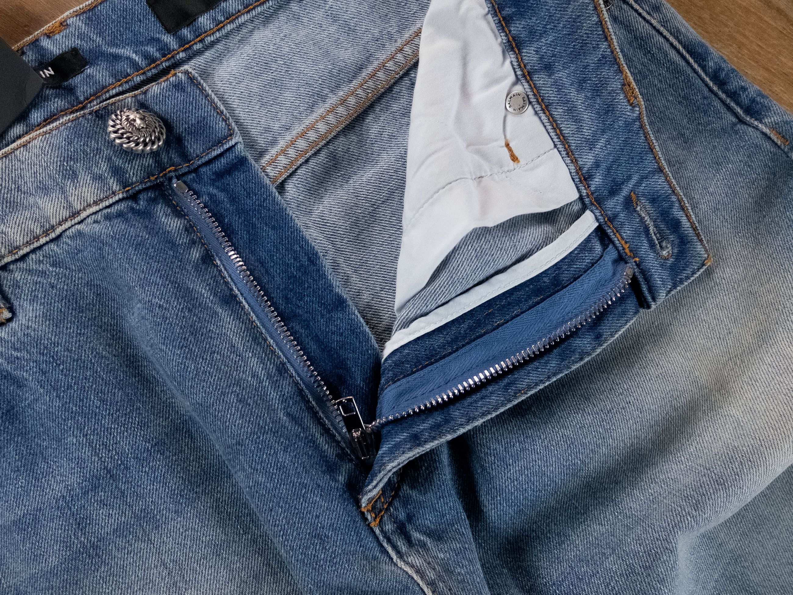 Balmain BALMAIN Paris blue mid rise flare leg jeans Size 32 Size US 32 / EU 48 - 8 Thumbnail