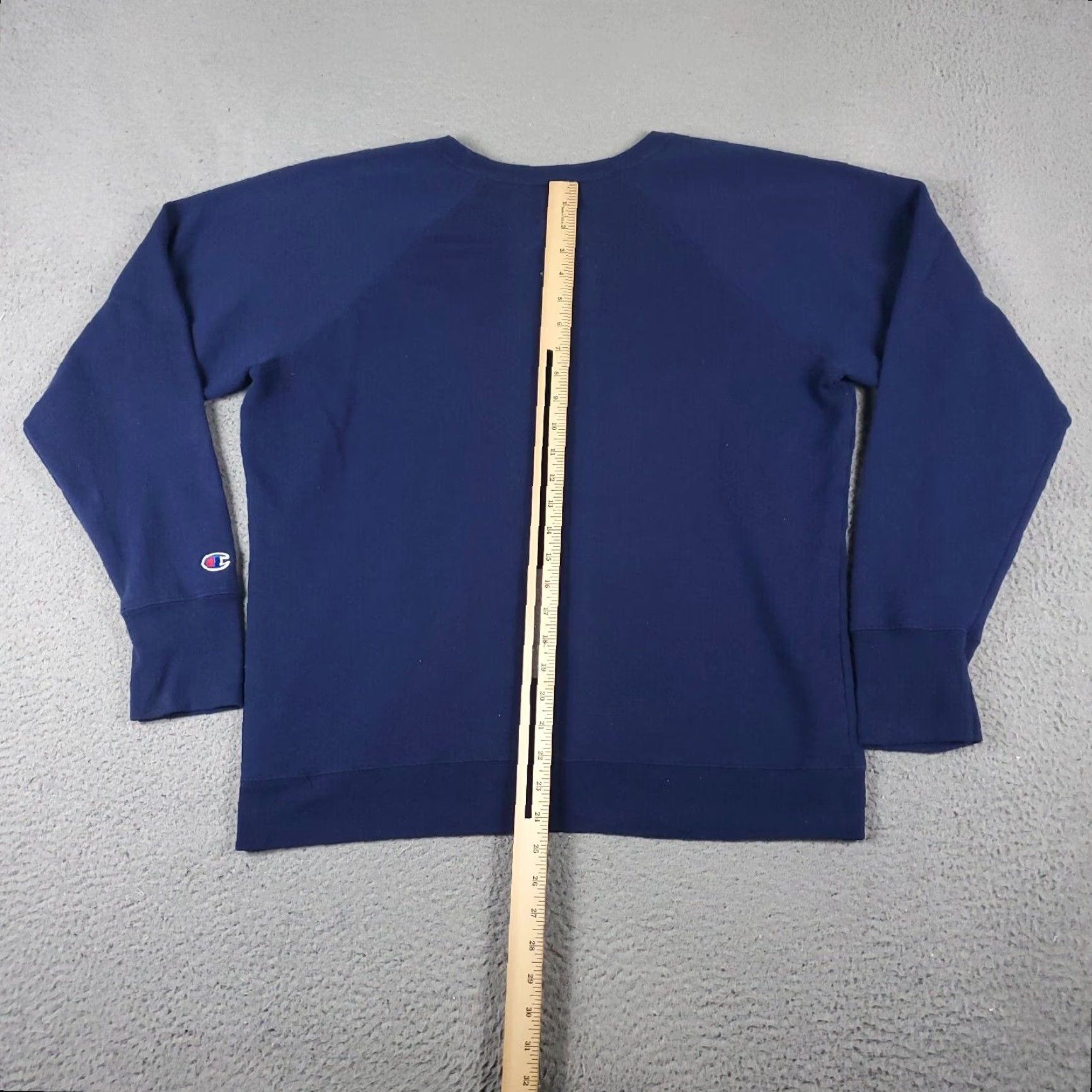 Champion VINTAGE Champion Mens XL Blue Pullover Sweater Fleece Crew Neck Casual Sweatshirt Size US XL / EU 56 / 4 - 6 Thumbnail