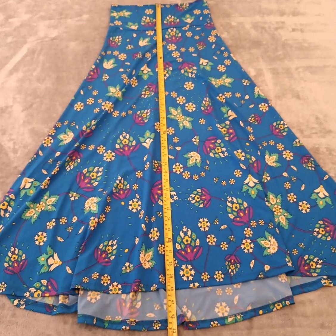 Vintage LuLaRoe Maxi Skirt XS Blue Floral Long Pull On Womens Regular Skirt Long Blue Floral Stretch Vintage No N/A Size 26" / US 2 / IT 38 - 4 Thumbnail