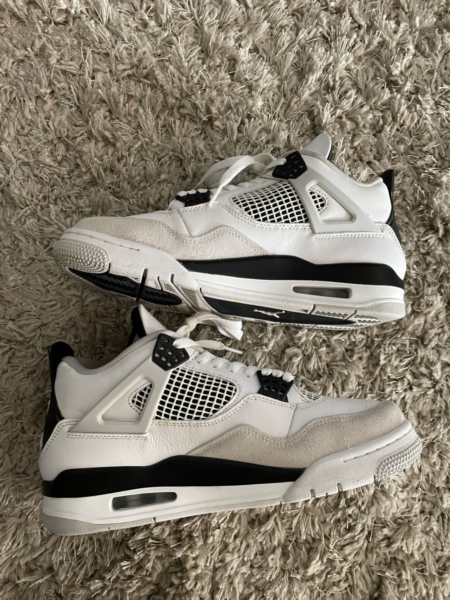 Jordan Brand Jordan 4 Military Black Size US 9 / EU 42 - 3 Thumbnail