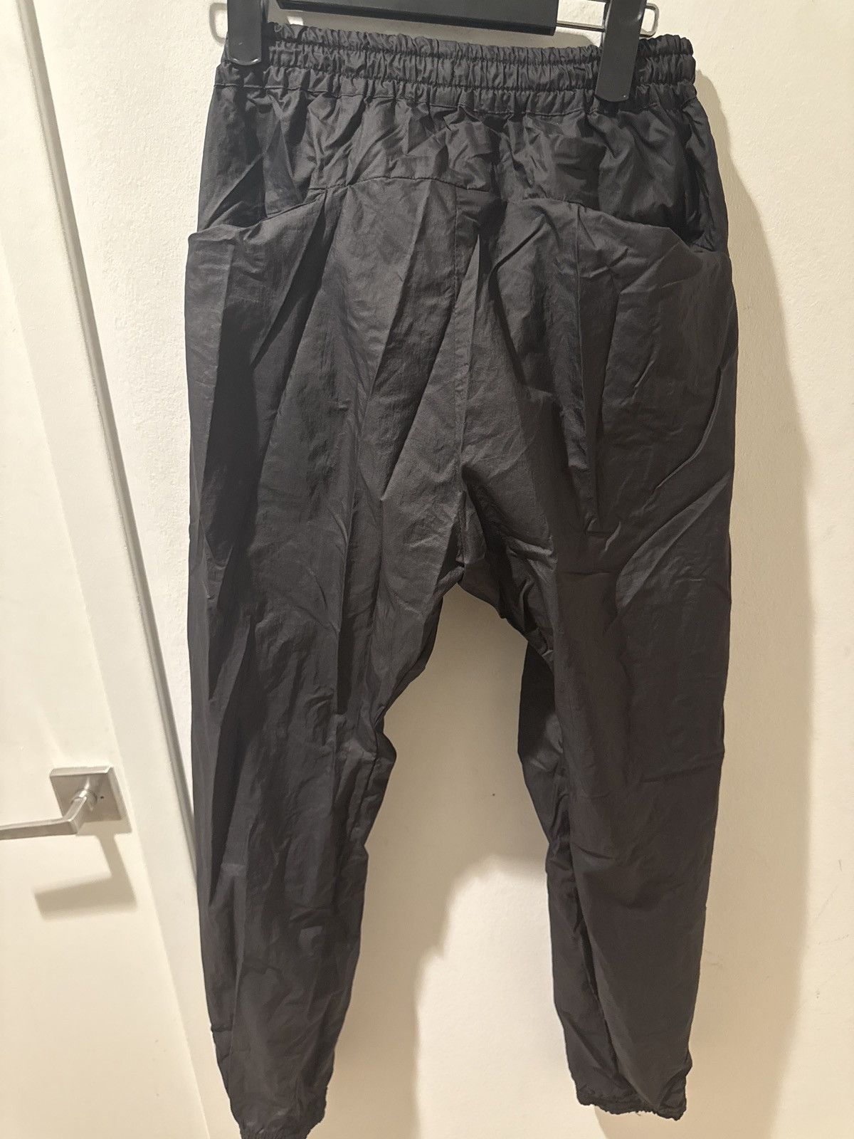 JordanLuca Jordan Luca track pants size L (runs slim and short) Size US 32 / EU 48 - 2 Thumbnail